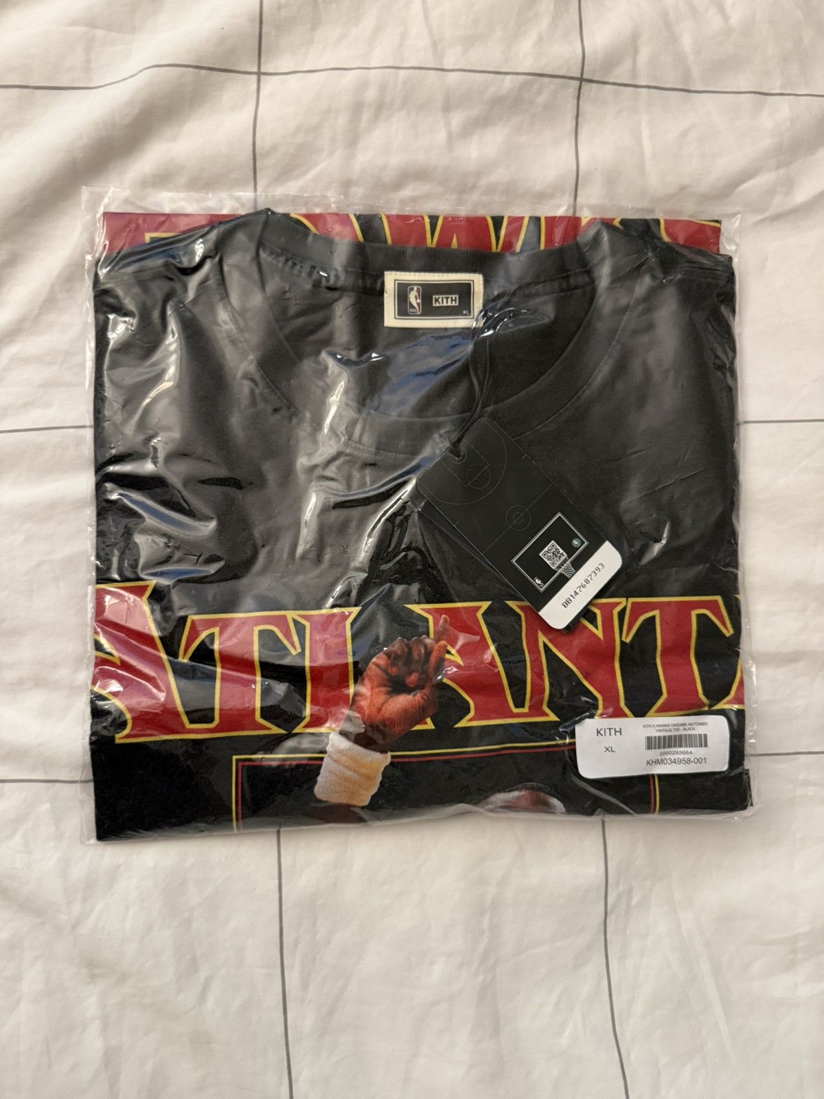 Kith Kith NBA All-Star Atlanta Hawks Dikembe Mutombo Vintage Tee Size US XL / EU 56 / 4 - 6 Thumbnail