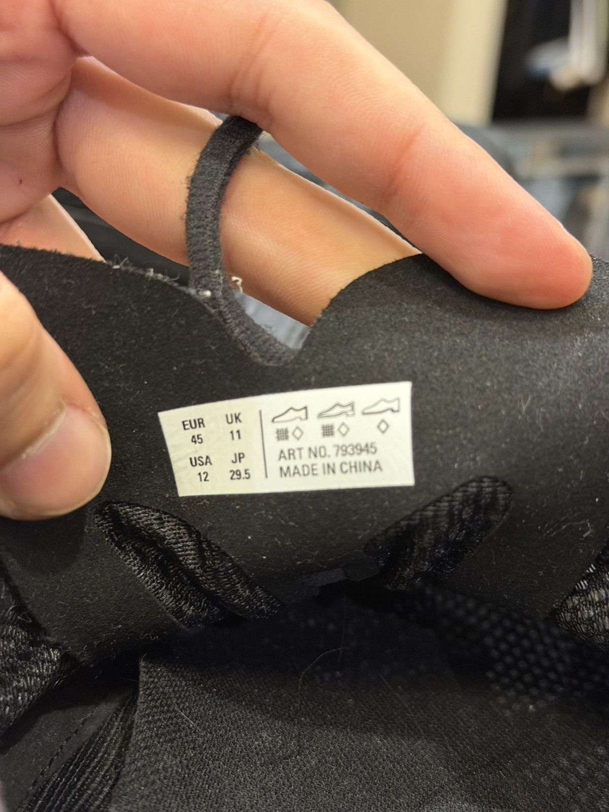 Balenciaga Balenciaga Circuit Worn Out Sneaker - Black Size US 12 / EU 45 - 8 Thumbnail