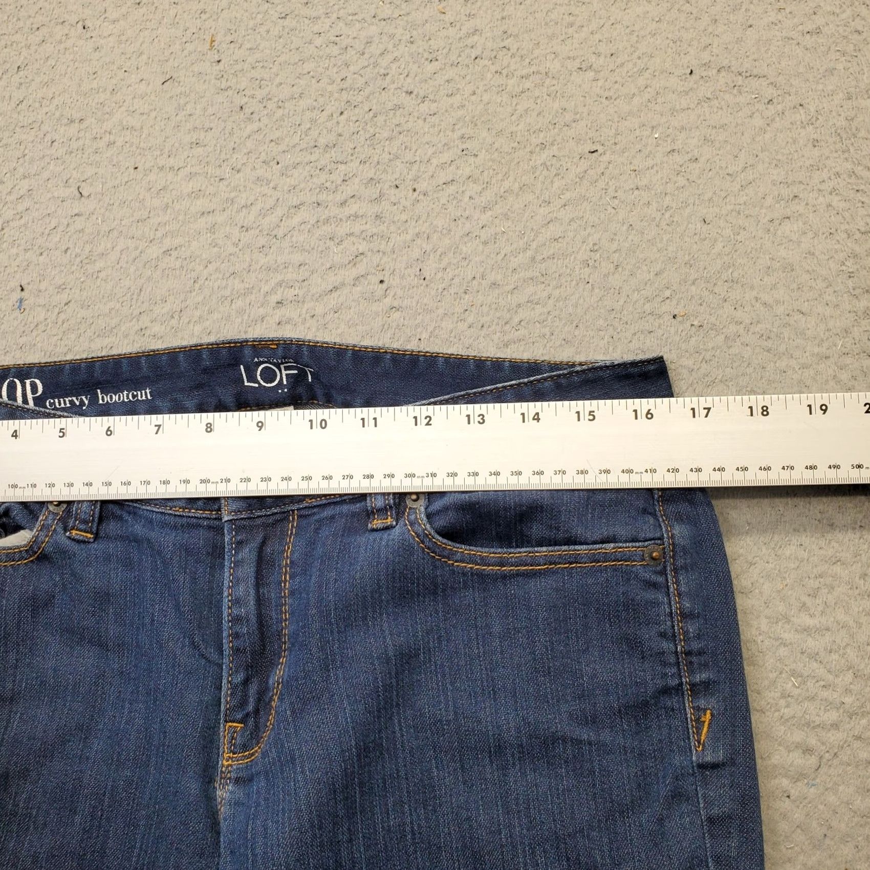 Loft LOFT Curvy Bootcut Jeans Womens Petites 10P Blue Denim Stretch Boho Streetwear Jeans Women 10P Blue Denim Bootcut Modern Casual Whimsy Size 32" / US 10 / IT 46 - 6 Thumbnail