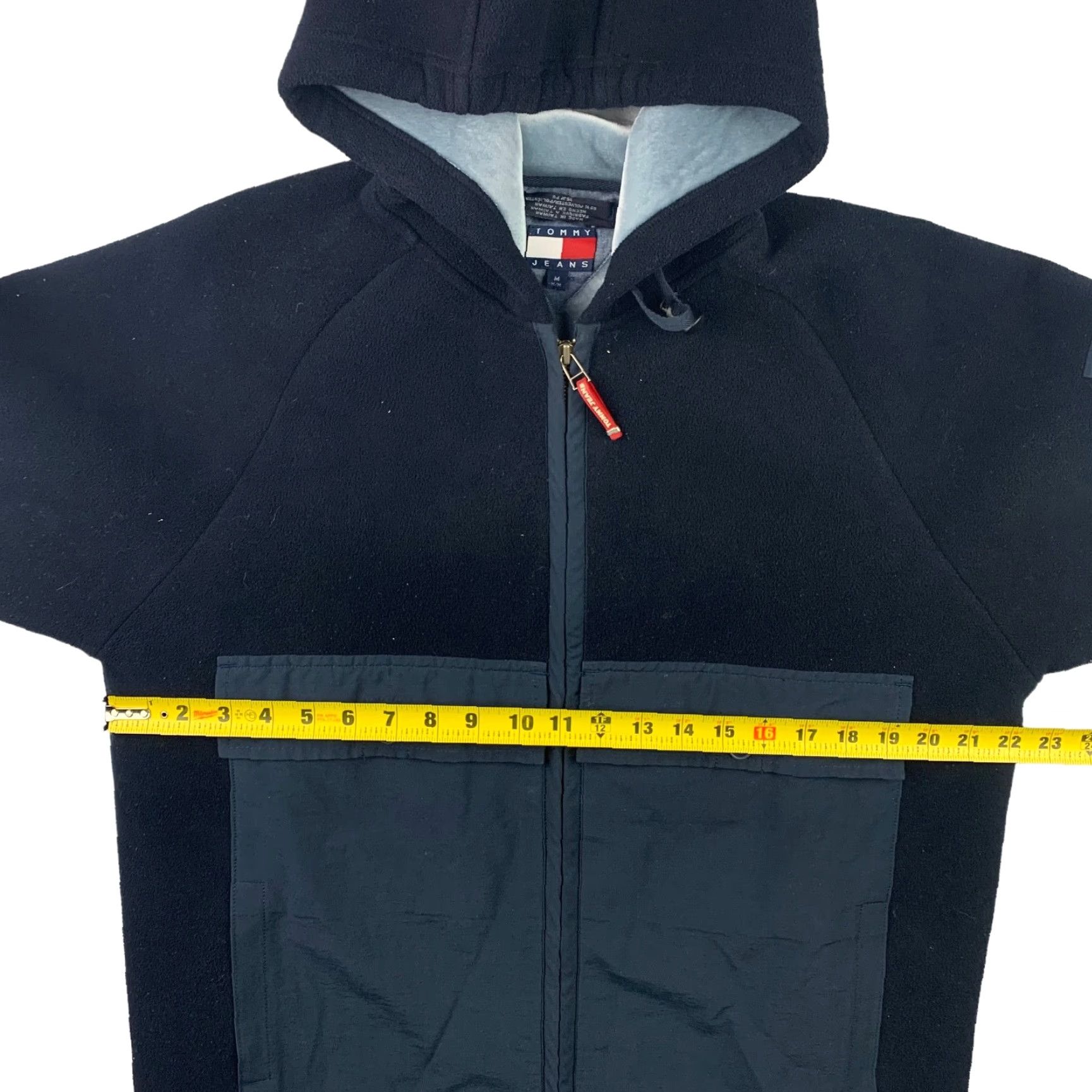 Tommy Hilfiger VTG Tommy Hilfiger Jeans Men’s Fleece Cargo Jacket Hooded Full Zip Blue Medium Size US 31 - 7 Thumbnail