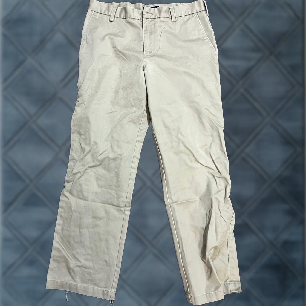 Izod IZOD American Chino SLIM FIT MEN'S 32X30 KHAKIS/CHINOS PANTS Casual, Flat Front, Belt Loops, Beige, 98% Cotton 2% Spandex, Slim, Regular, Mens Size US 32 / EU 48 - 1 Thumbnail