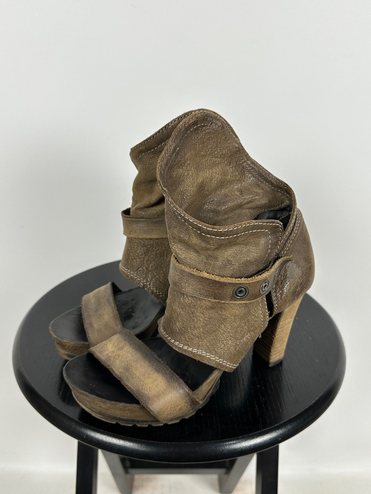 A.S.98 A.S.98 Airstep Brown Leather Ankle Strap Sandals Heels Size US 7 / IT 37 - 4 Thumbnail