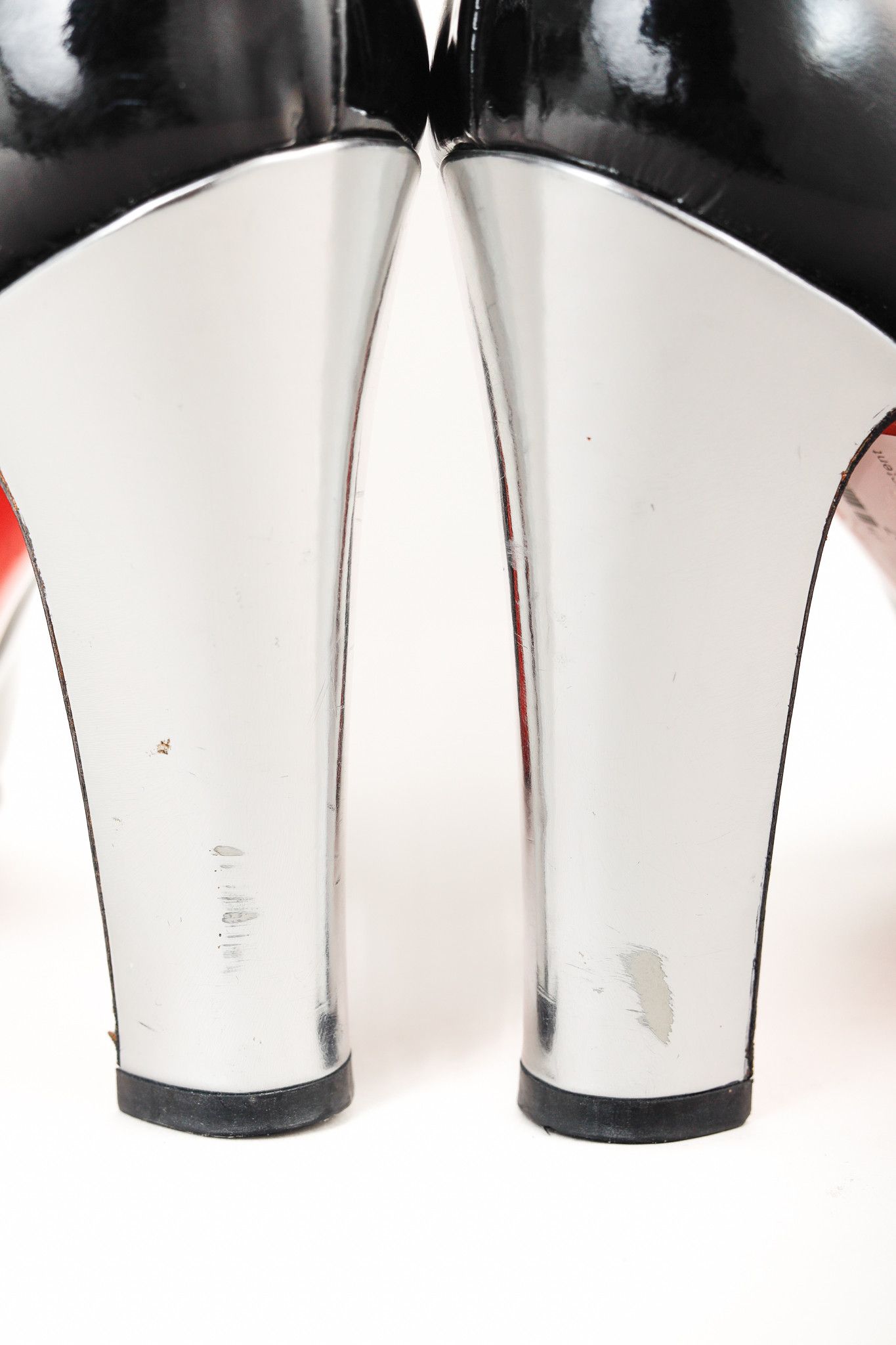 Christian Louboutin Christian Louboutin Silver Mirror Heel Patent Leather Pumps Size US 8.5 / IT 38.5 - 8 Thumbnail