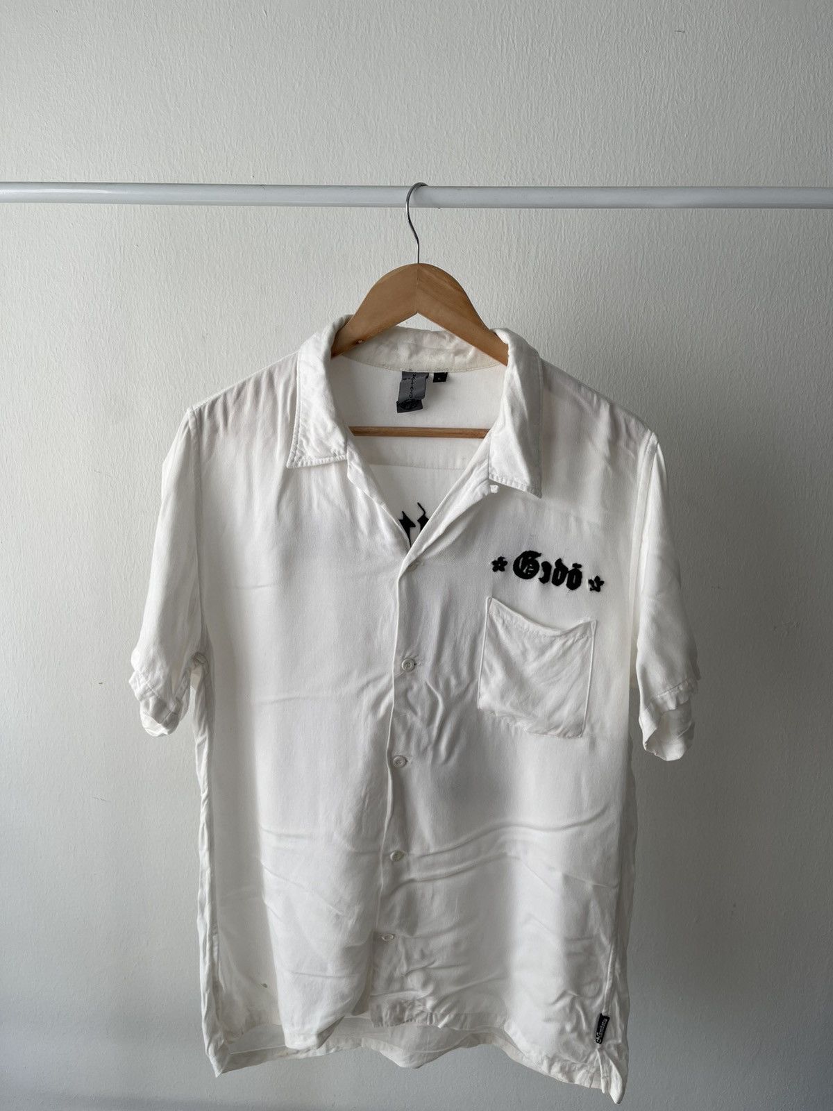 20471120 × Hysteric Glamour × Japanese Brand Gado x Namitatsu Skull button ups Rayon shirt Size US M / EU 48-50 / 2 - 2 Thumbnail