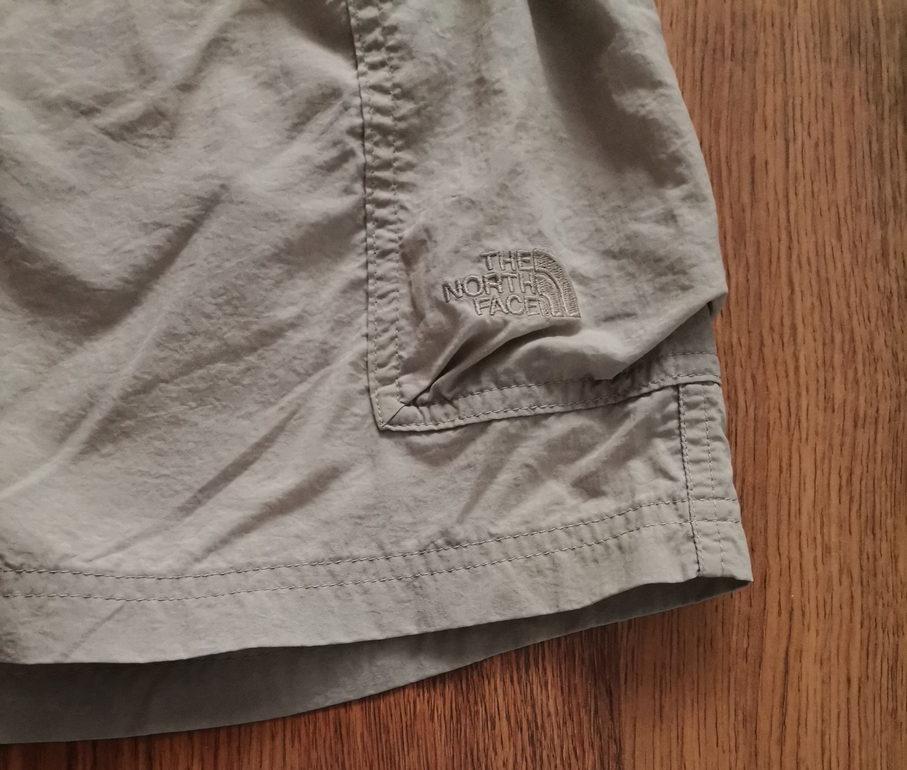 The North Face The North Face Shorts Size US 35 - 2 Thumbnail