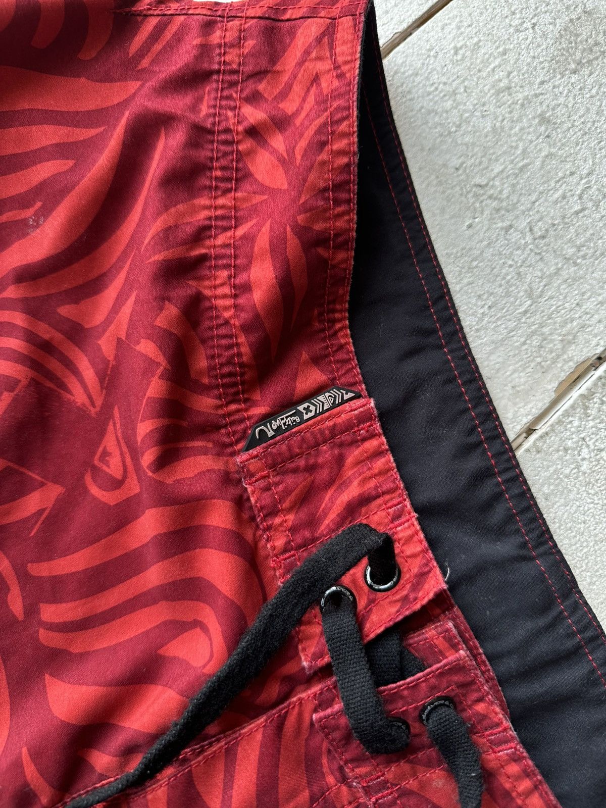 Quiksilver 🚨Vintage Quiksilver Shorts Big Logo Y2K Style 90s Surfing Size US 32 / EU 48 - 8 Thumbnail