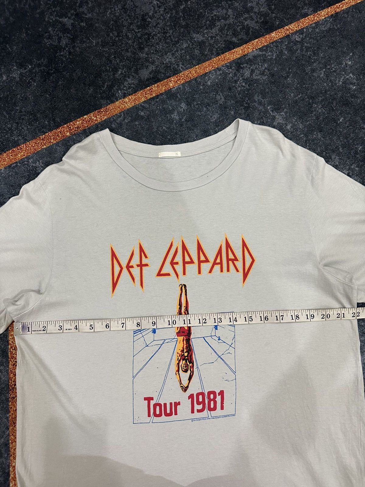 Band Tees Def Leppard Tour 1981 High N Dry ©️2014 repro by GU A57 Size US M / EU 48-50 / 2 - 6 Thumbnail