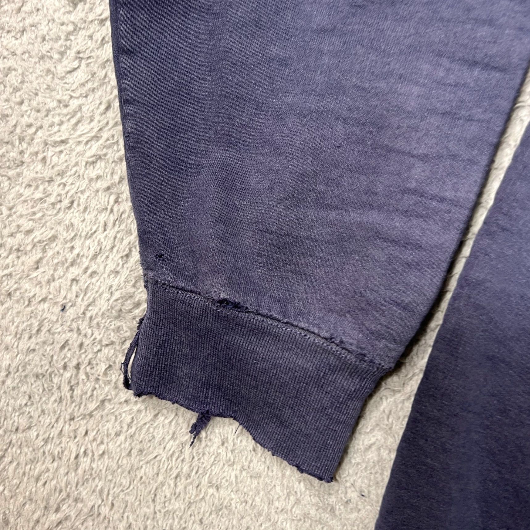 Carhartt VINTAGE Carhartt Hoodie Sweatshirt Pullover Workwear XL Navy Distressed 90s Mens Hoodie Pullover Carhartt K132 Size US XL / EU 56 / 4 - 6 Thumbnail