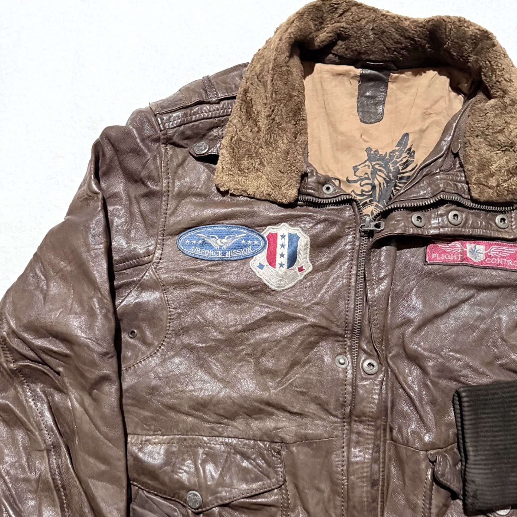 Vintage VINTAGE Gipsy Leather Flight Aviator Jacket Brown Men Medium Brown Military Patches Jacket Size US M / EU 48-50 / 2 - 4 Thumbnail