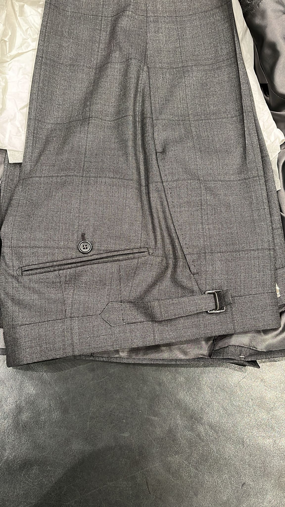 Tom Ford o1loc1c0126 2LWP01 Suit in Grey Size US M / EU 48-50 / 2 - 3 Thumbnail