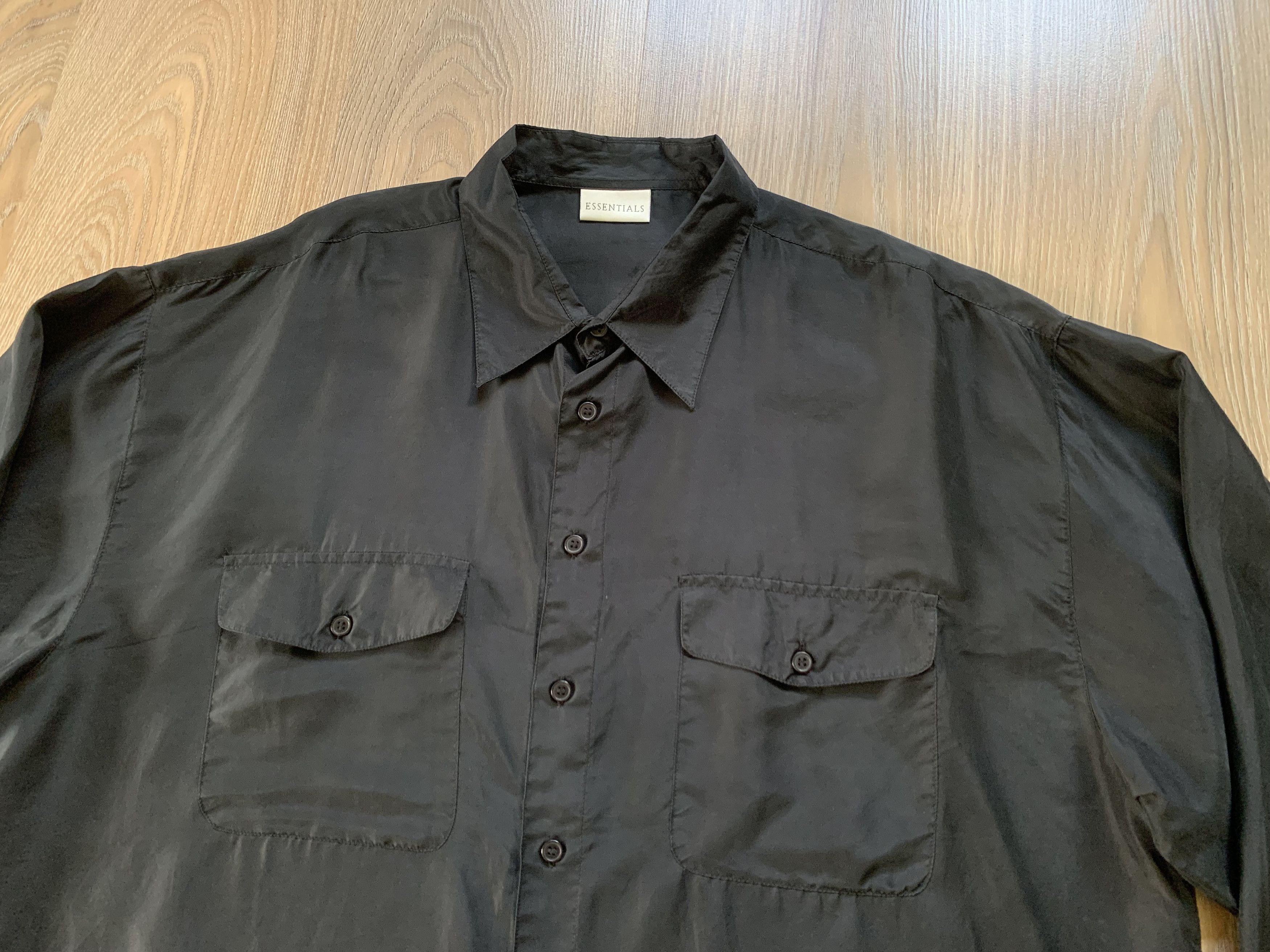 Band Tees Essentials Black Silk Long Sleeve Button Up Shirt Size US XL / EU 56 / 4 - 4 Thumbnail