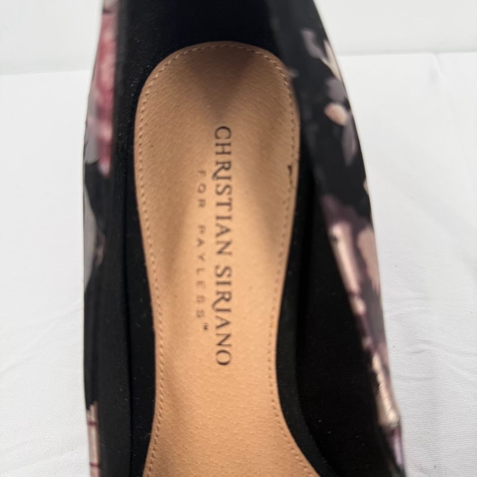 Christian Siriano Christian Siriano Floral Pumps Size 7 Pointed Toe Stiletto Size US 7 / IT 37 - 5 Thumbnail
