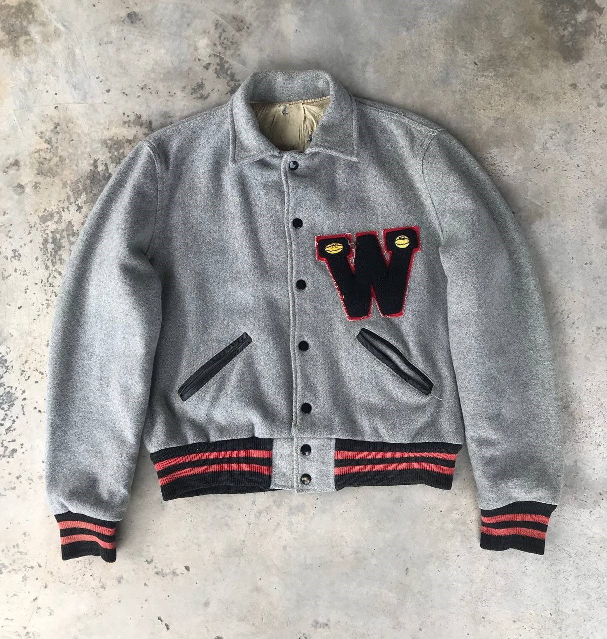 Vintage VINTAGE 80S WISCONSIN VARSITY WOOL DISTRESSED Size US M / EU 48-50 / 2 - 1 Thumbnail
