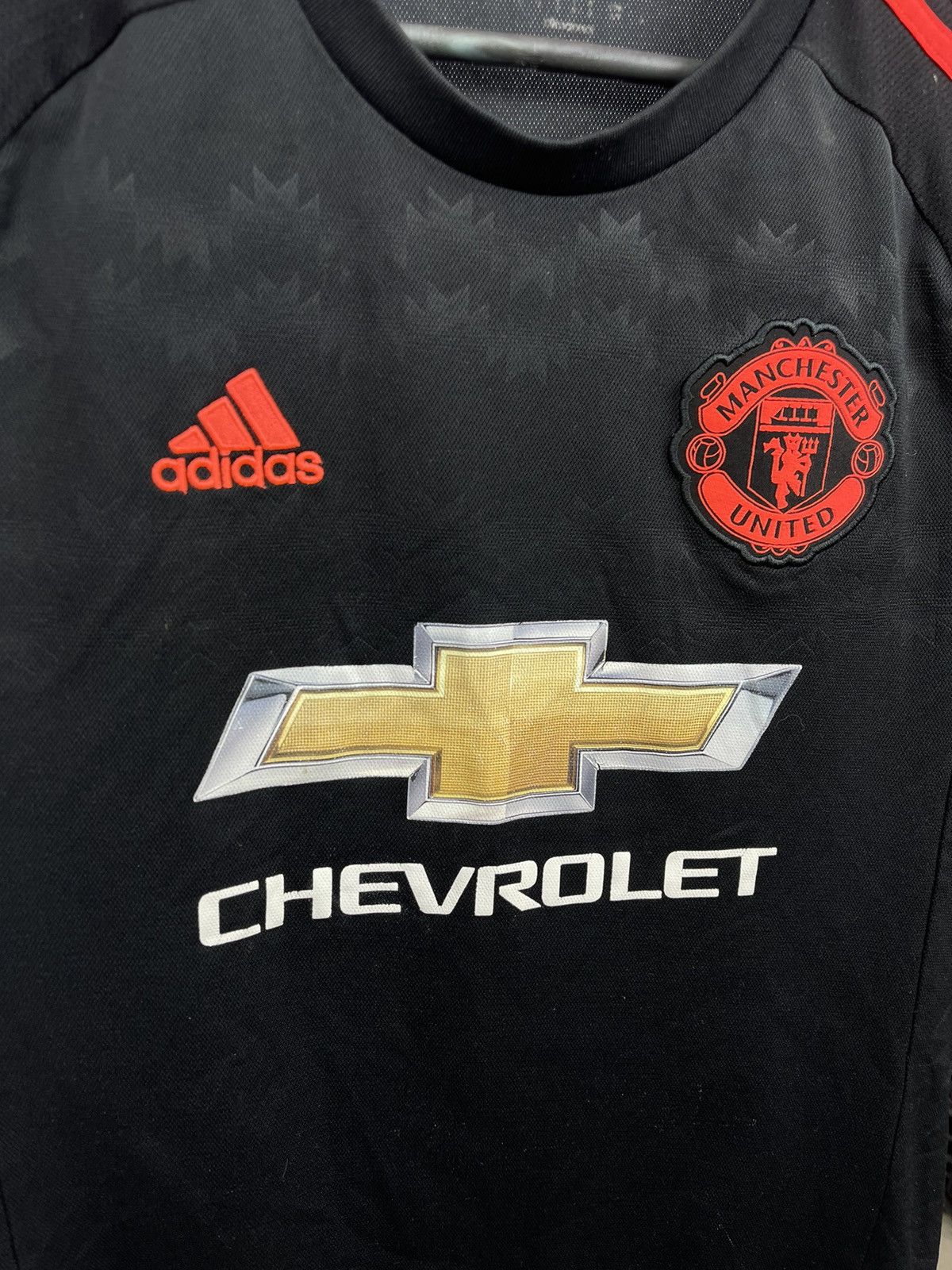 Adidas ADIDAS MANCHESTER UNITED 2015/2016 SIZE S THIRD FOOTBALL Size US S / EU 44-46 / 1 - 3 Thumbnail