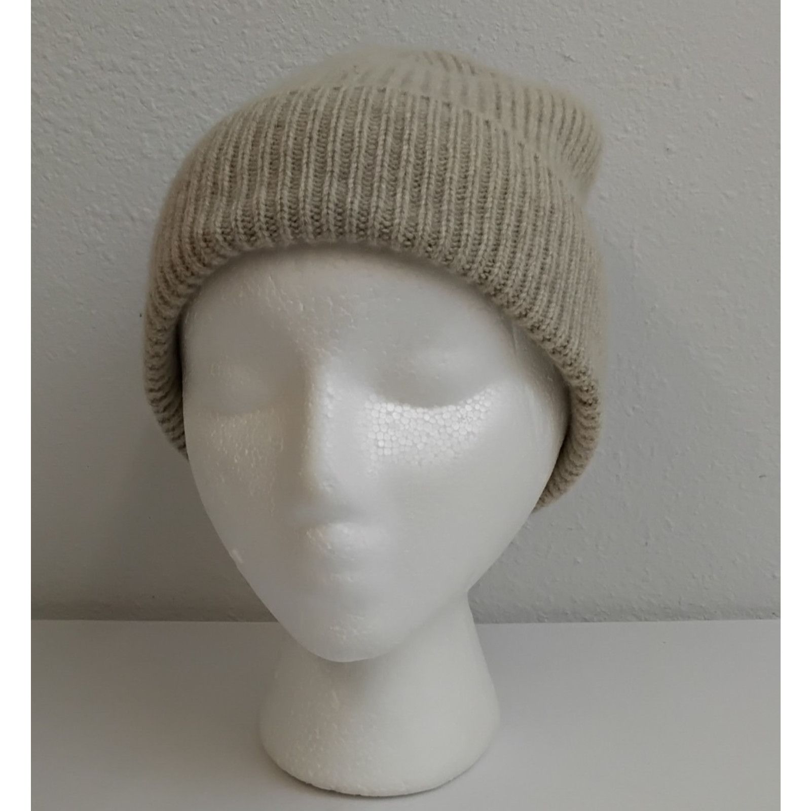 J.Crew J. Crew Cashmere Rib-Knit Beanie One Size Oatmeal Beige Size ONE SIZE - 3 Thumbnail