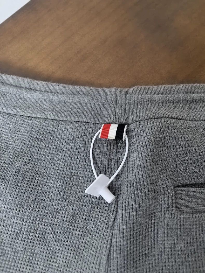 Thom Browne Thom browne Size 2 Waffed shorts 2504-Nextarrow Size US 30 / EU 46 - 6 Thumbnail