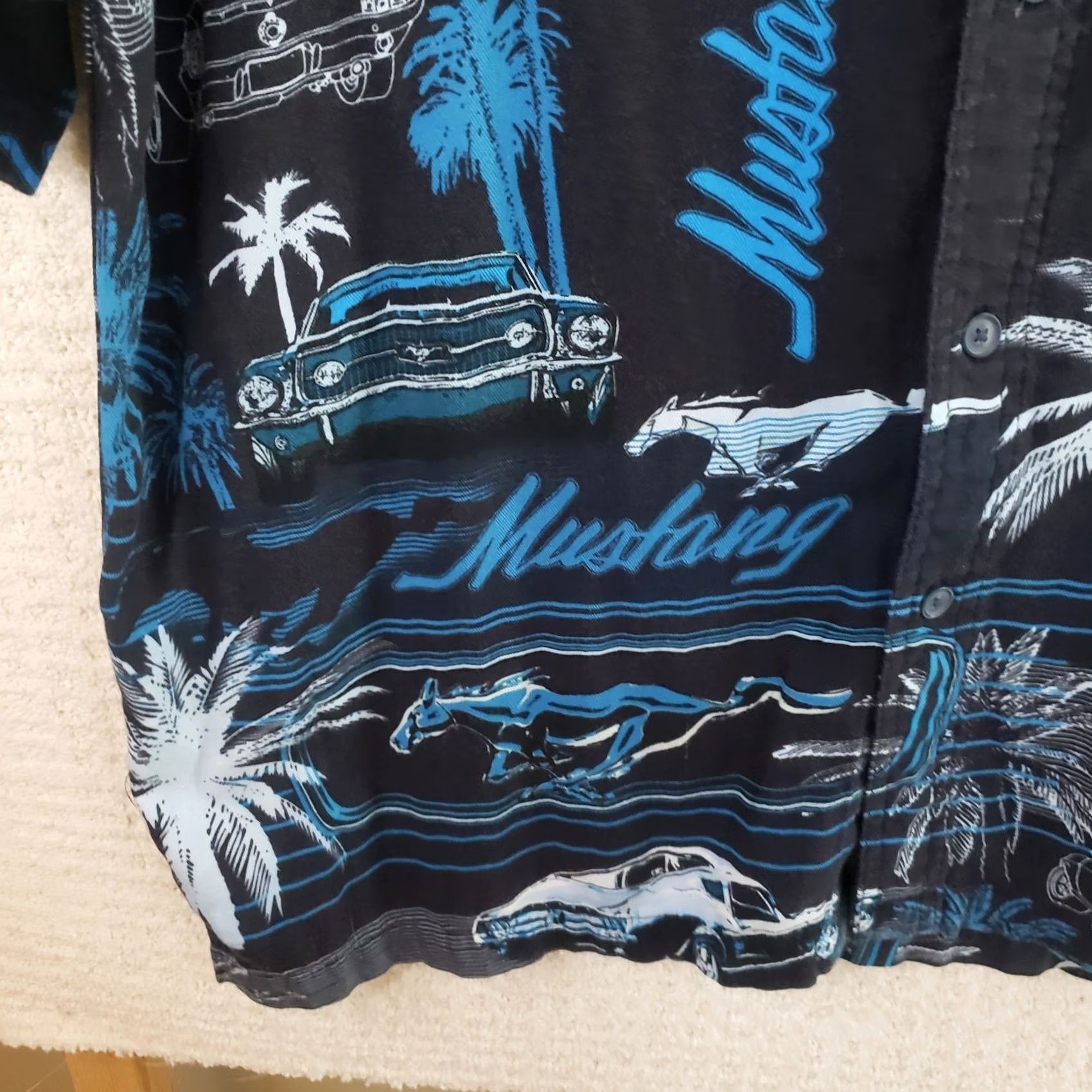 Ford VINTAGE Clear Water Outfitters Ford Mustang Hawaiian Short Sleeve Shirt Blue Black Mens L Family? Size US L / EU 52-54 / 3 - 7 Thumbnail