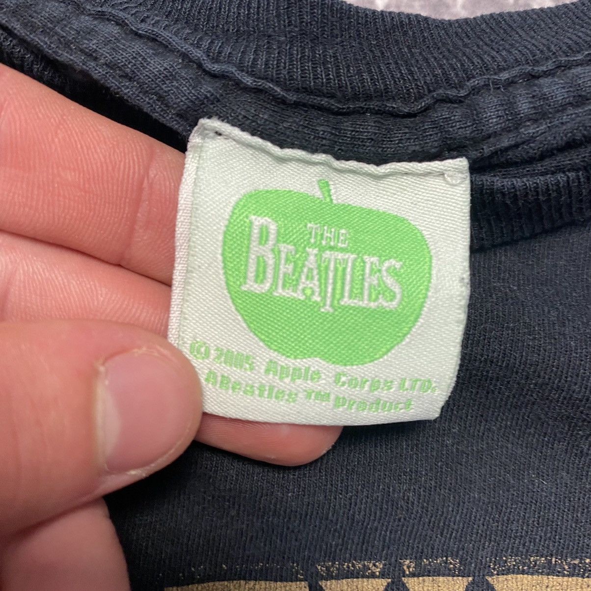 Band Tees Vintage The Beatles 2005 big logo rock band tee Size US M / EU 48-50 / 2 - 7 Thumbnail