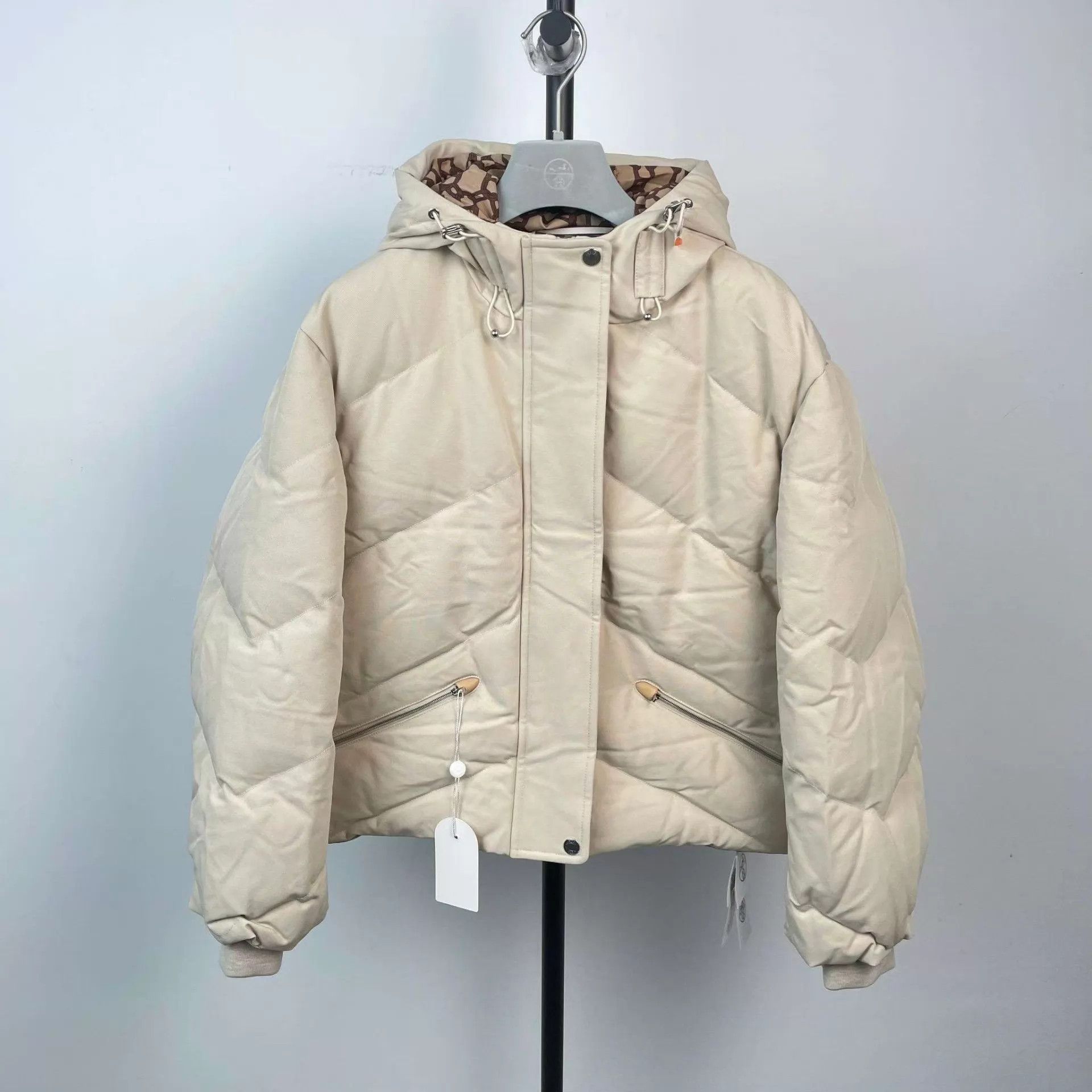 Hermes Hermès Beige Down Coat Size 36 New With Tags Size XS / US 0-2 / IT 36-38 - 1 Thumbnail