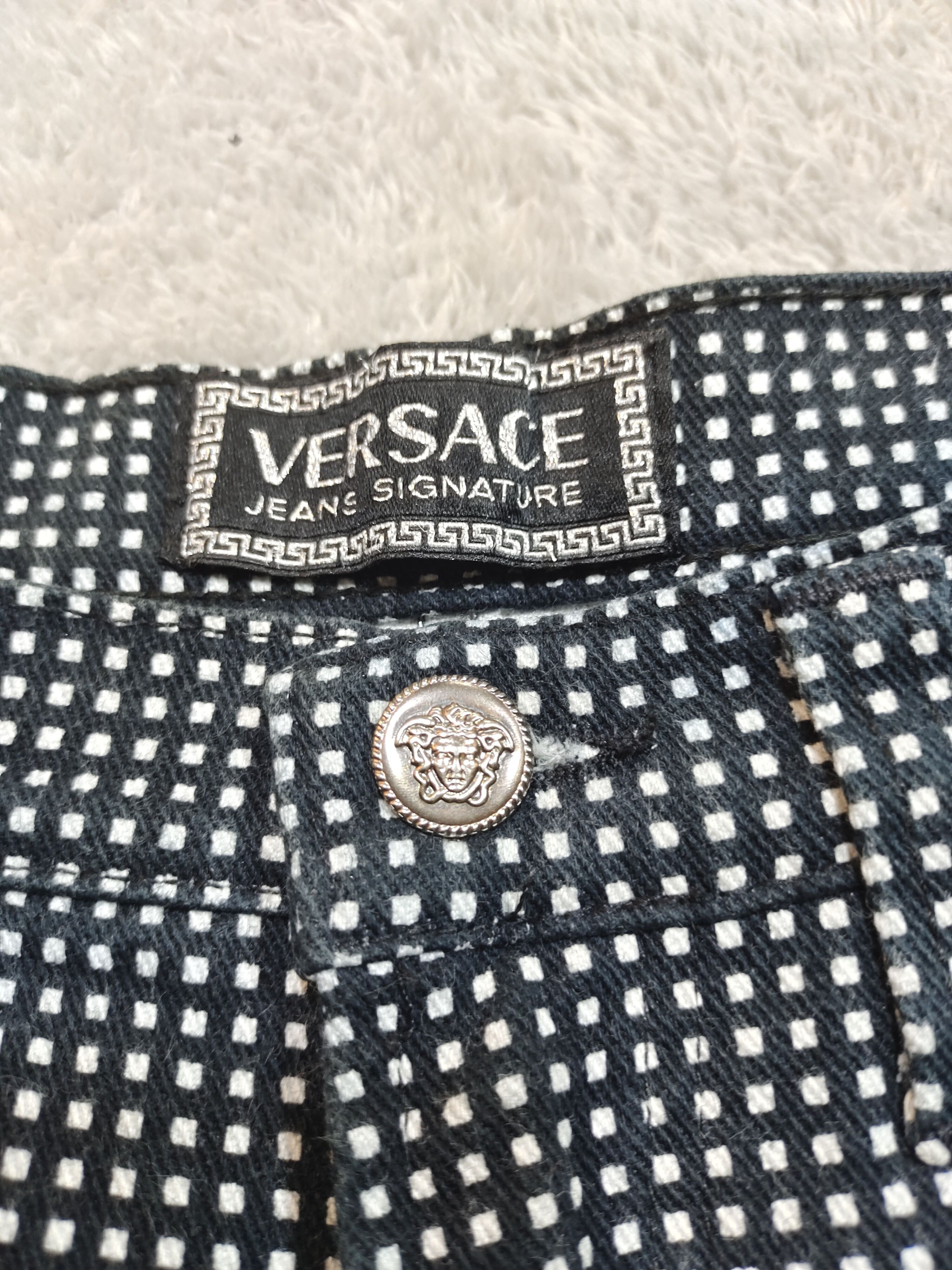 Versace VERSACE JEAN SIGNATURE BLACK AND WHITE MADE IN ITALY Size US 30 / EU 46 - 6 Thumbnail