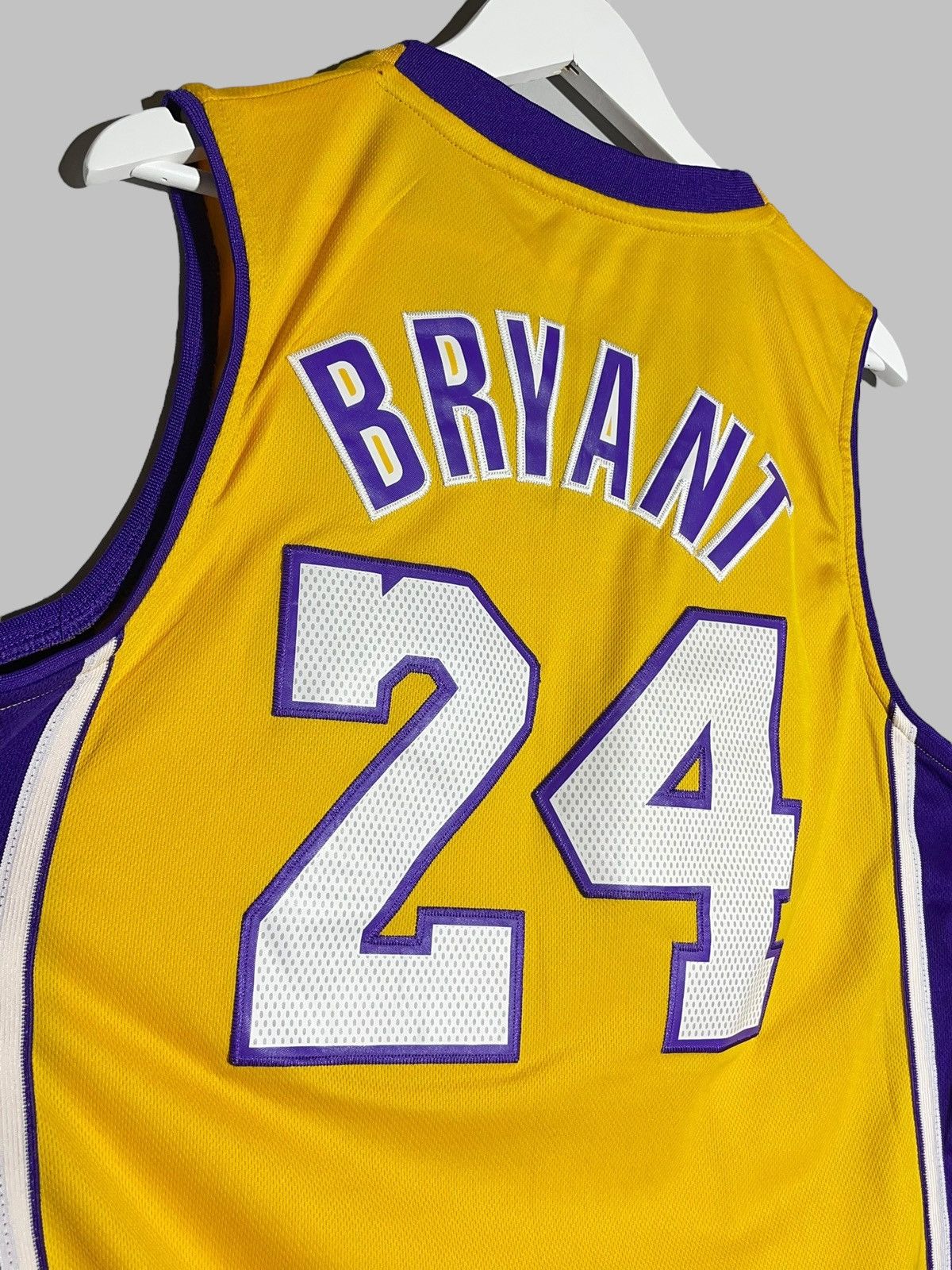 Adidas × NBA #24 Kobe Bryant L.A Lakers Adidas Basketball NBA Jersey Size US M / EU 48-50 / 2 - 9 Thumbnail