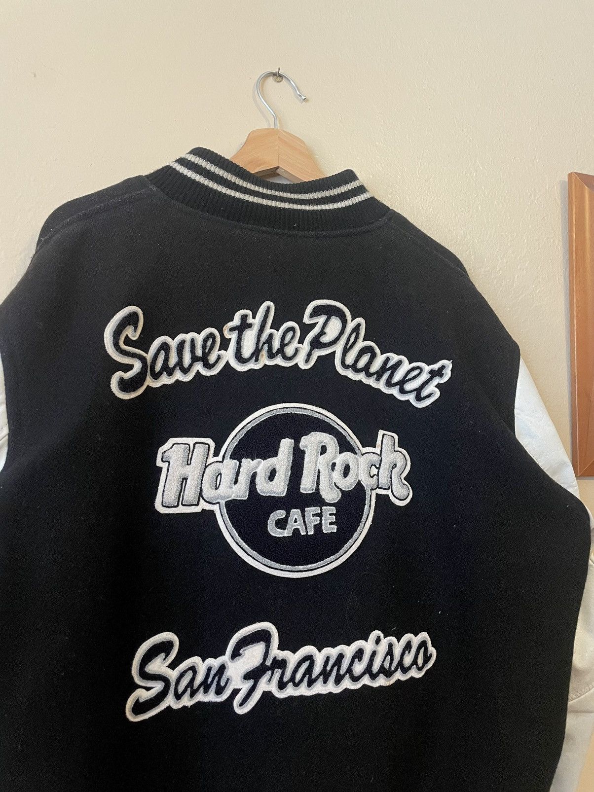 Hard Rock Cafe × Vintage Vintage 90s Hard Rock Cafe San Francisco Leather Letterman Size US L / EU 52-54 / 3 - 3 Thumbnail