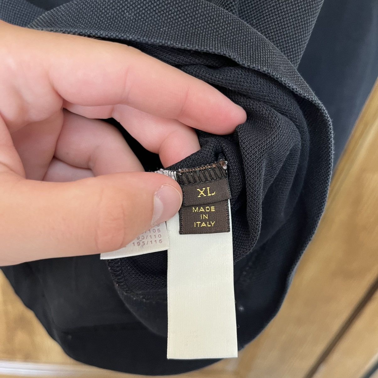 Louis Vuitton Louis Vuitton Long Sleeve Polo Sweater Logo LV Size US XL / EU 56 / 4 - 8 Thumbnail