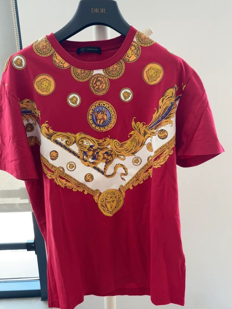 Versace Versace Short-sleeved T-shirt Size US S / EU 44-46 / 1 - 1 Thumbnail