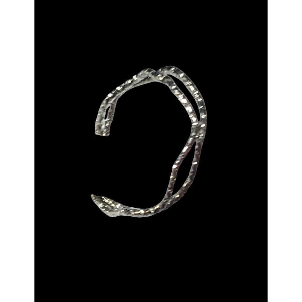 Other Minimalist Silver Tone Textured Zigzag Rings Set Of 2 Size 5 Size ONE SIZE - 10 Thumbnail