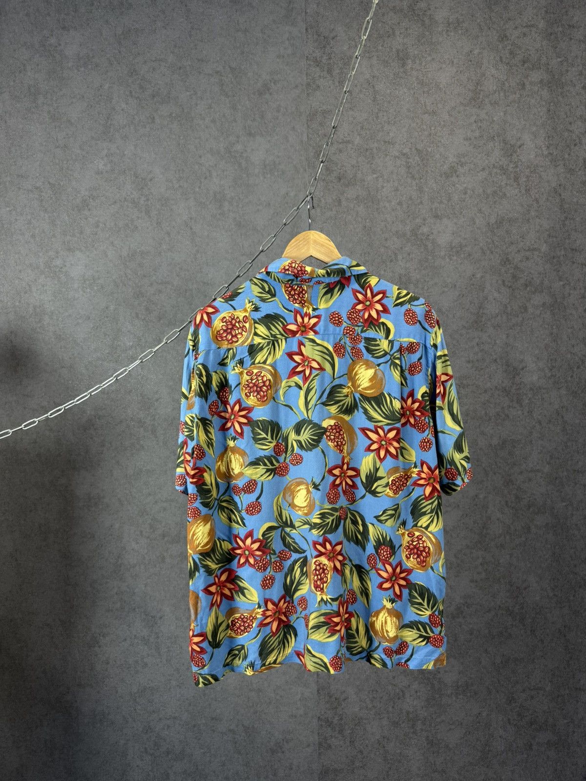 Vintage Hawaiian crazy vintage made in Hawaii shirt Size US M / EU 48-50 / 2 - 4 Thumbnail