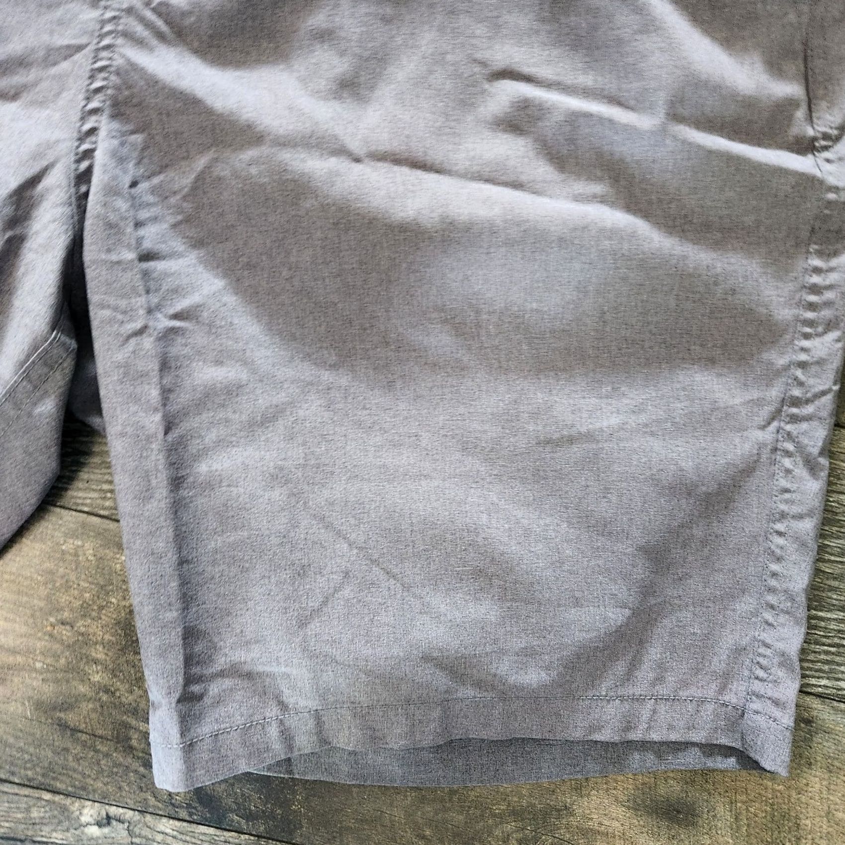 Panama Jack Panama Jack Shorts Mens 40 Gray Performance Stretch Lightweight Casual Shirt (but note: Swap to Shorts) Size US 40 / EU 56 - 2 Thumbnail