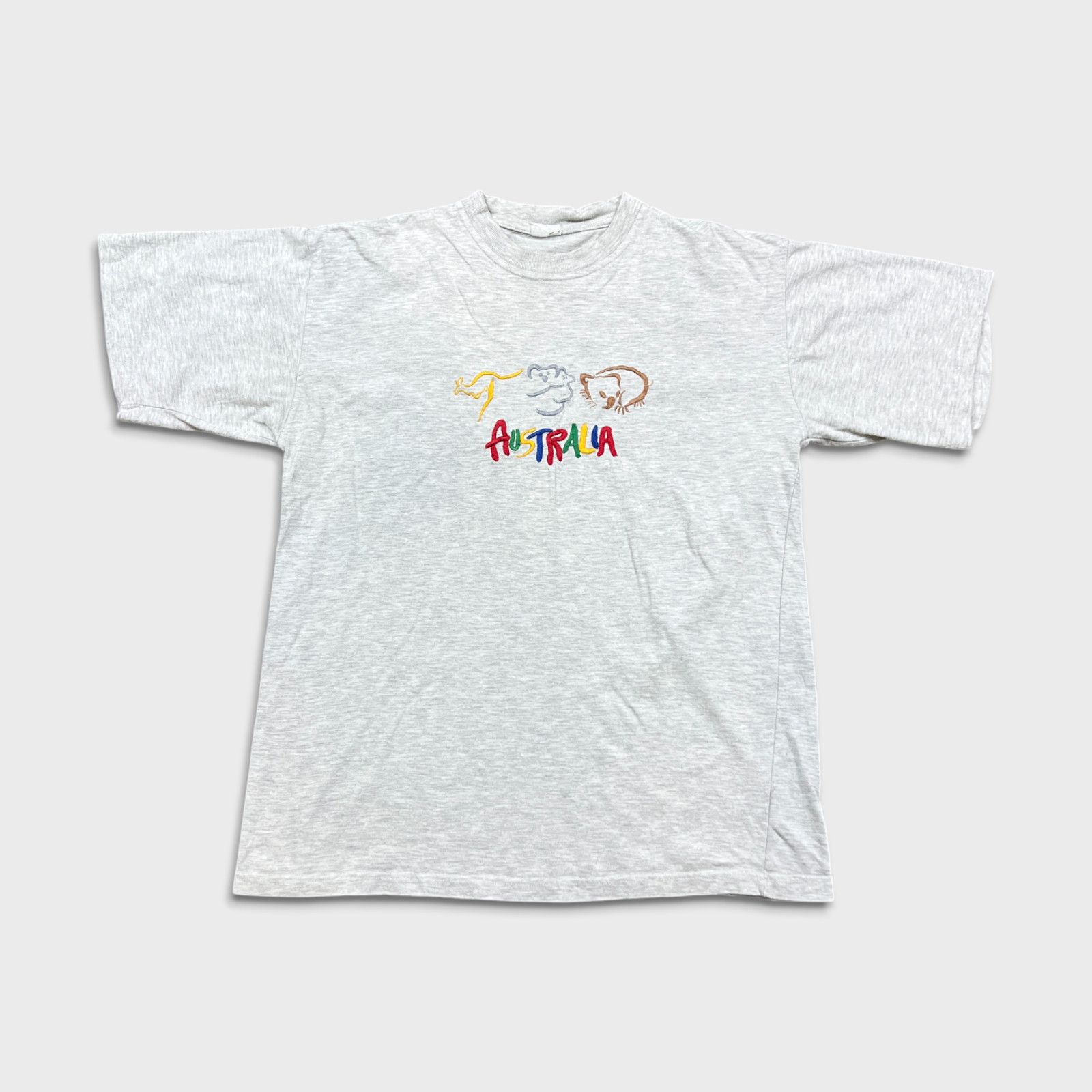 Vintage Vintage Australia T Shirt Embroidered Nature Animal 90s Tee Size US M / EU 48-50 / 2 - 1 Thumbnail
