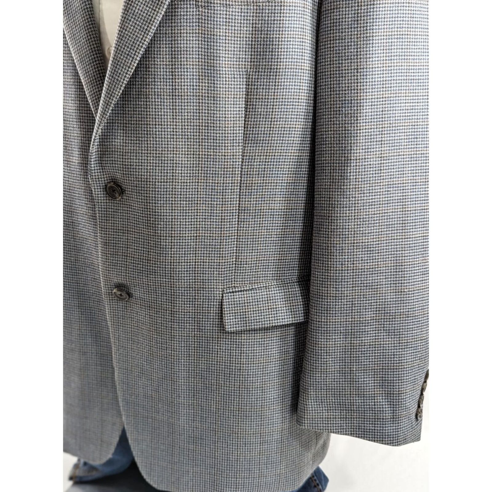 Chaps Chaps Blazer Silk Wool Gray Houndstooth 44R FLAWS Blazer Men Regular Jacket Coat Notch Lapel 2-Button 4-Button Vent Wool Silk Lined Size 44R - 3 Thumbnail