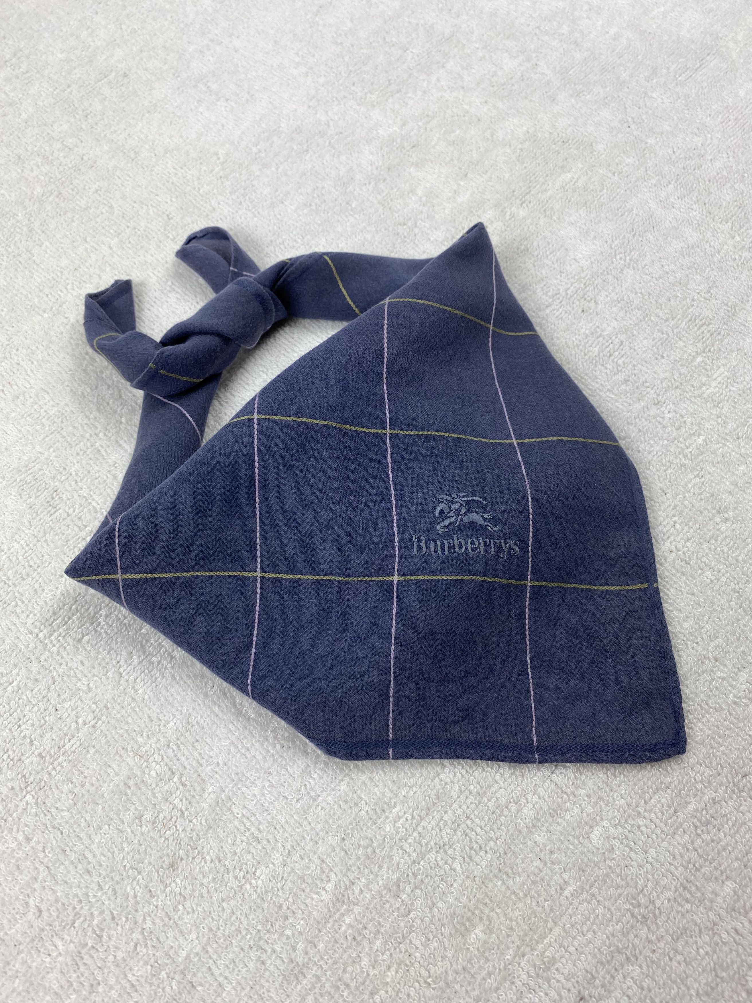 Burberry Burberry Handkerchief / Bandana / Neckerchief Size ONE SIZE - 2 Thumbnail