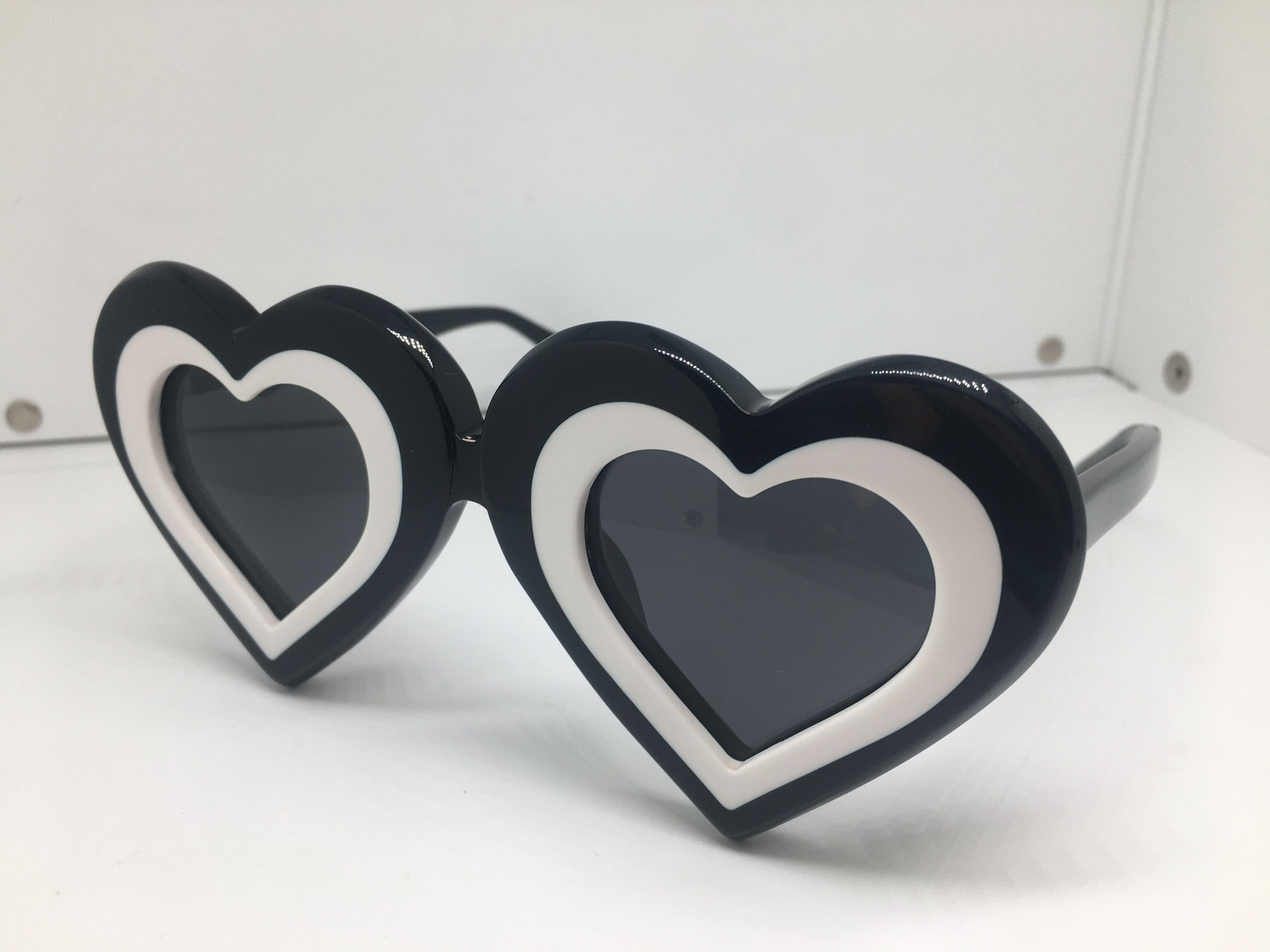 Linda Farrow Linda Farrow Yazbukey RAREOp Art Heart Frame Sunglasses Size ONE SIZE - 3 Thumbnail