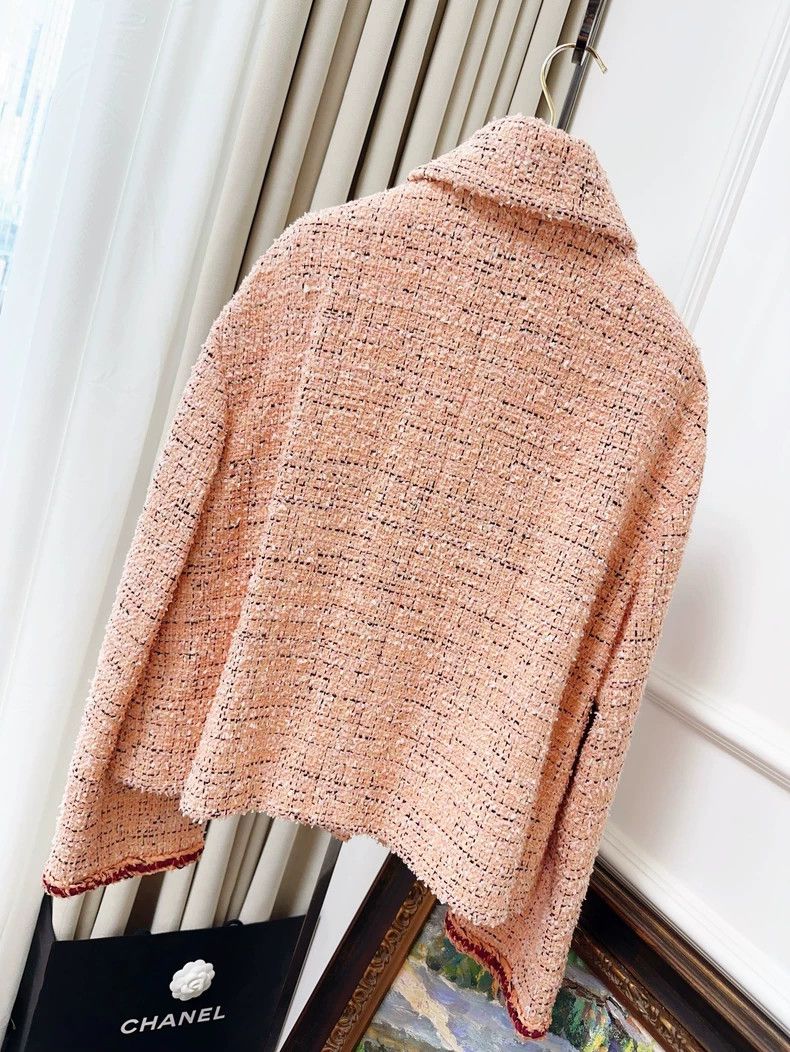 Chanel Chanel 21 Early Spring Orange Pink Burgundy Roll-Edged Sof Size S / US 4 / IT 40 - 2 Thumbnail