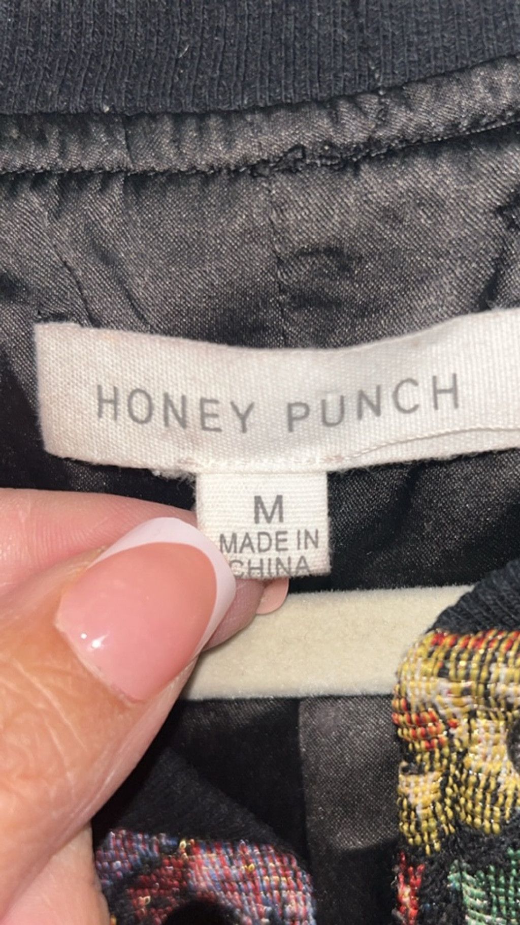 Other Women's HONEY PUNCH Black Floral embroidered Bomber Jacket M Size M / US 6-8 / IT 42-44 - 2 Thumbnail