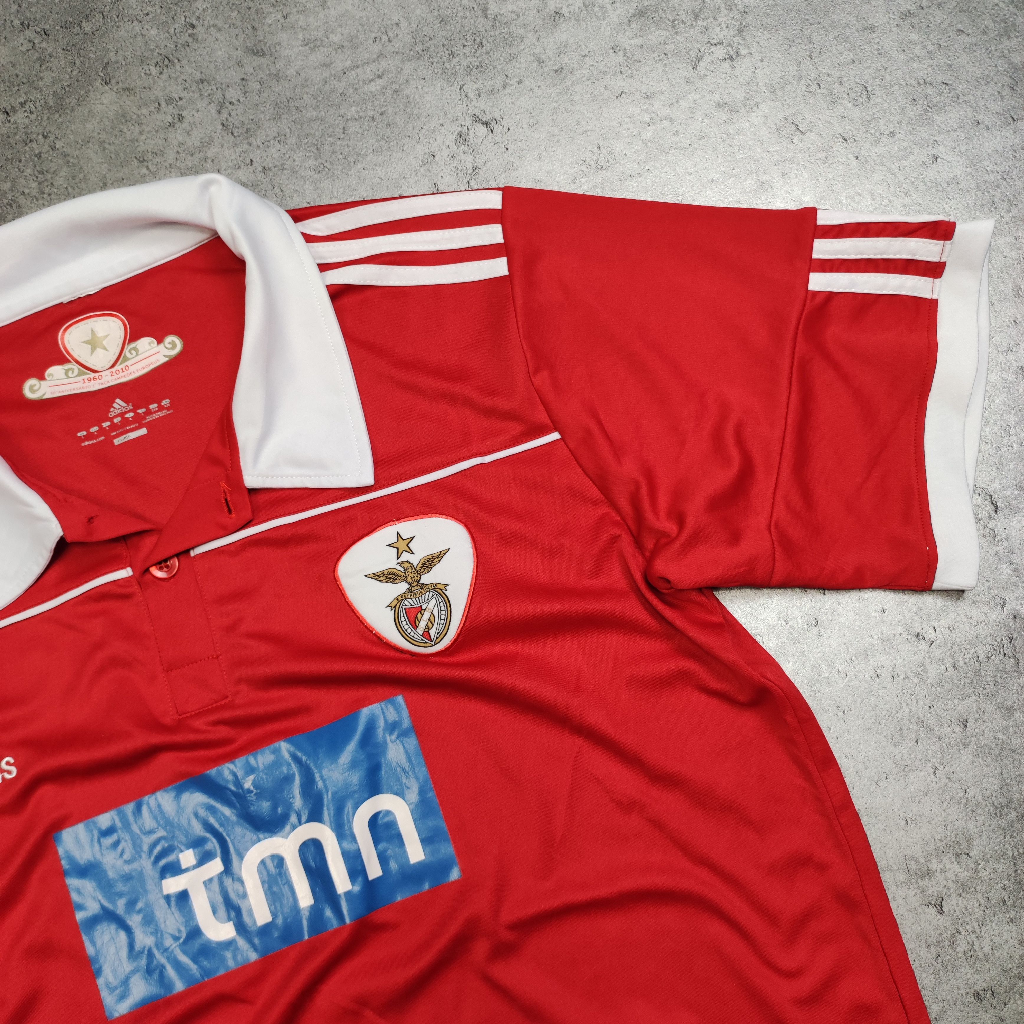 Vintage RARE Adiads Vintage Football Lisboa Benfica Home Jersey Size US L / EU 52-54 / 3 - 4 Thumbnail