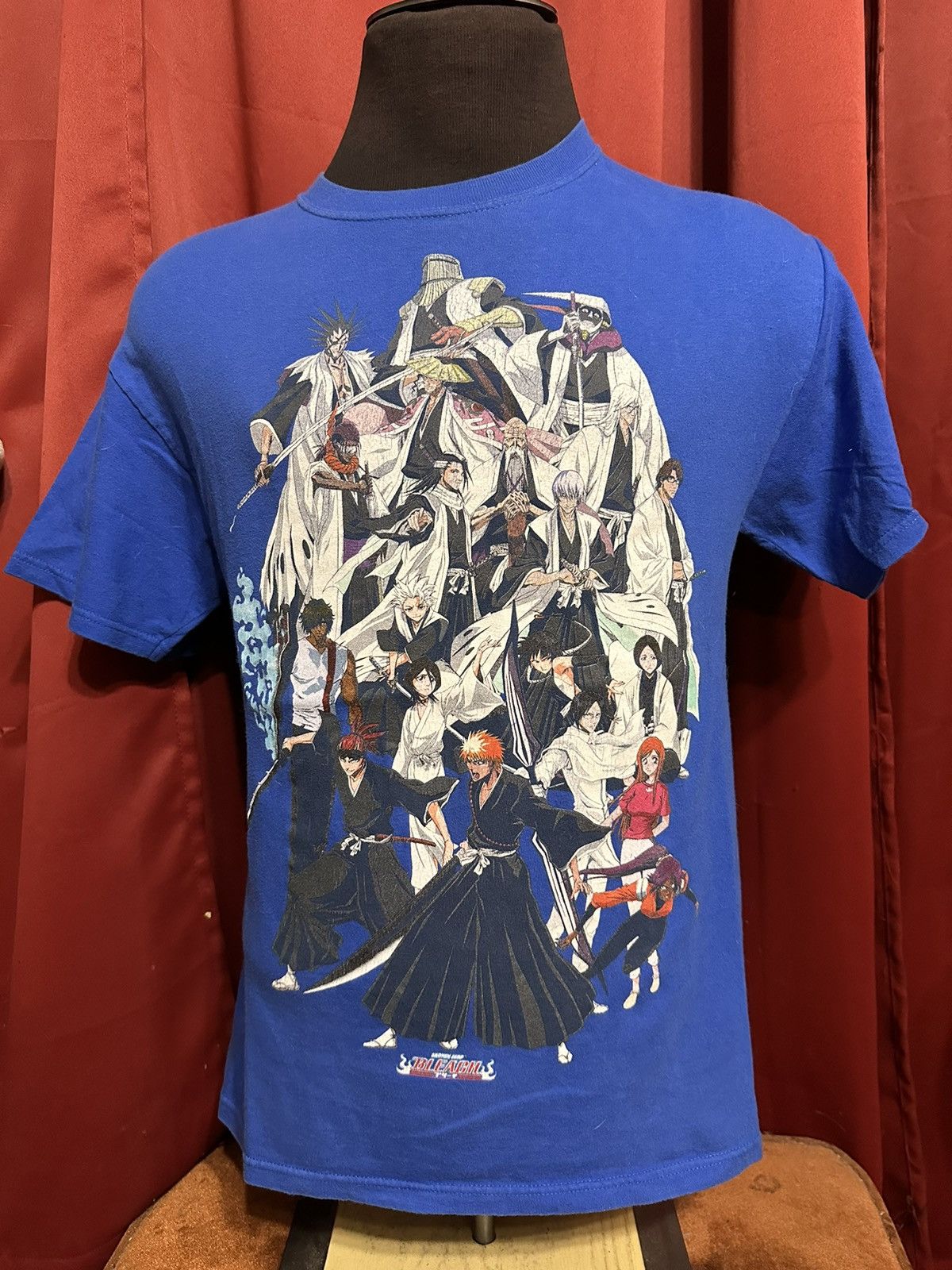 Ripple Junction Vintage Bleach Anime Tshirt Y2K Shonen Jump Cast Tee Grail Size US M / EU 48-50 / 2 - 1 Thumbnail