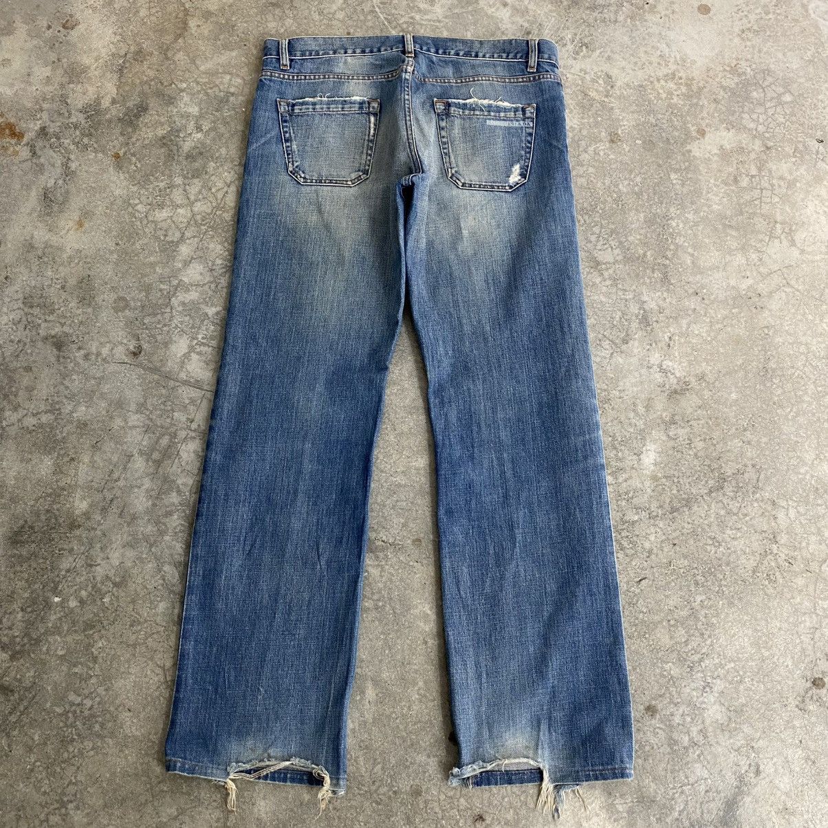 Prada 2000’s Prada Washed Blue Heel Bite Jeans Size US 34 / EU 50 - 14 Thumbnail