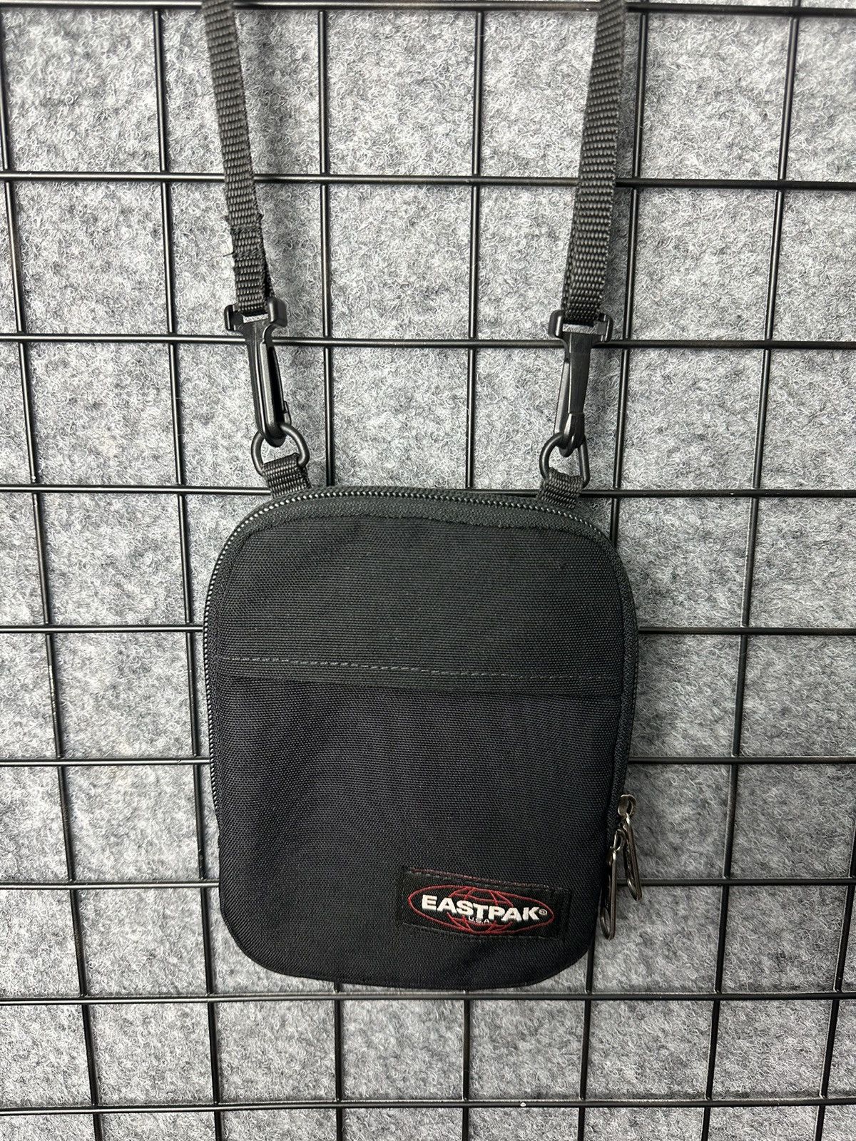 Eastpak Eastpak Streetwear Multipocket Phone Crossbody Bag Size OS Size ONE SIZE - 2 Thumbnail