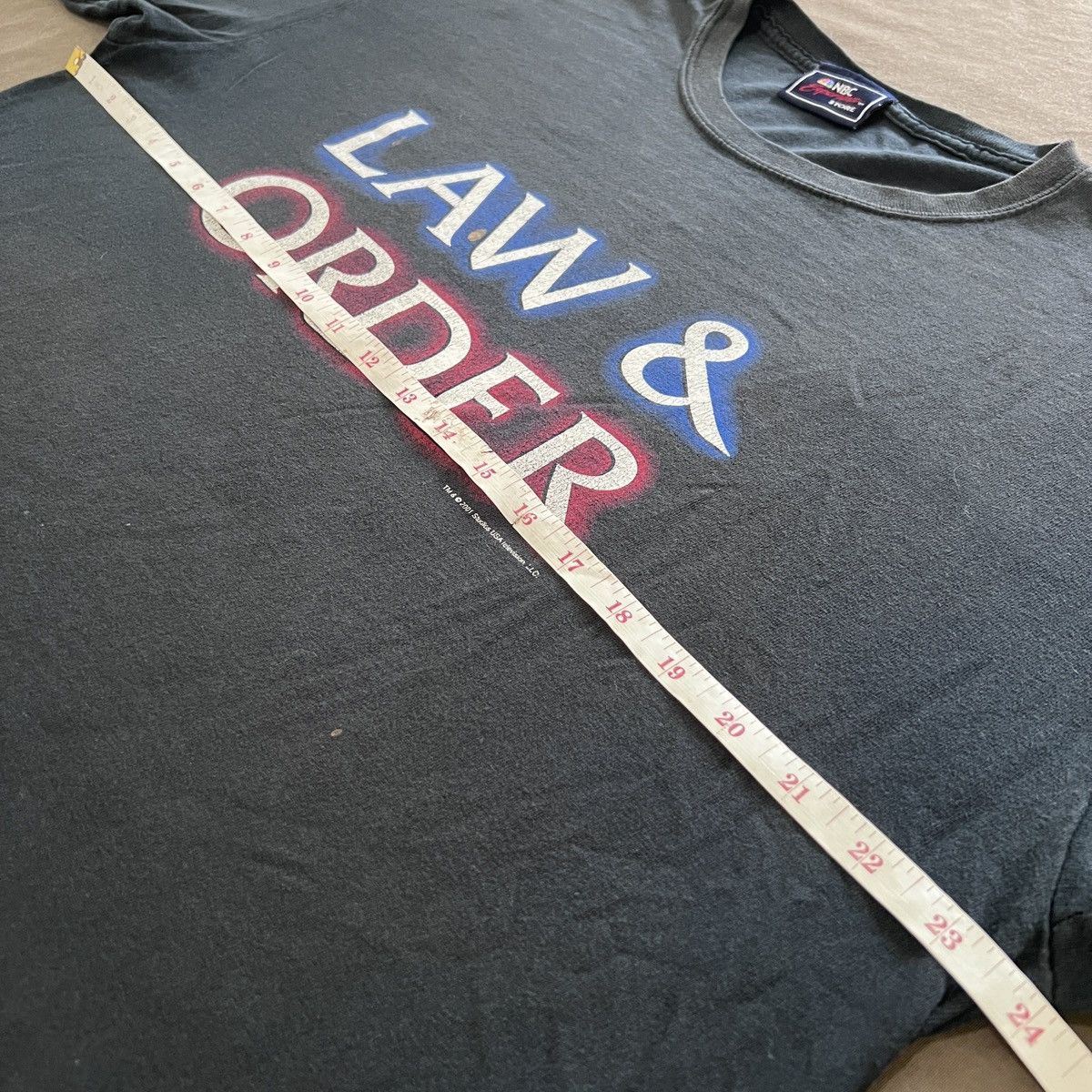 Vintage Vintage Law & Order TV series Movie Tee Faded Size US XL / EU 56 / 4 - 9 Thumbnail