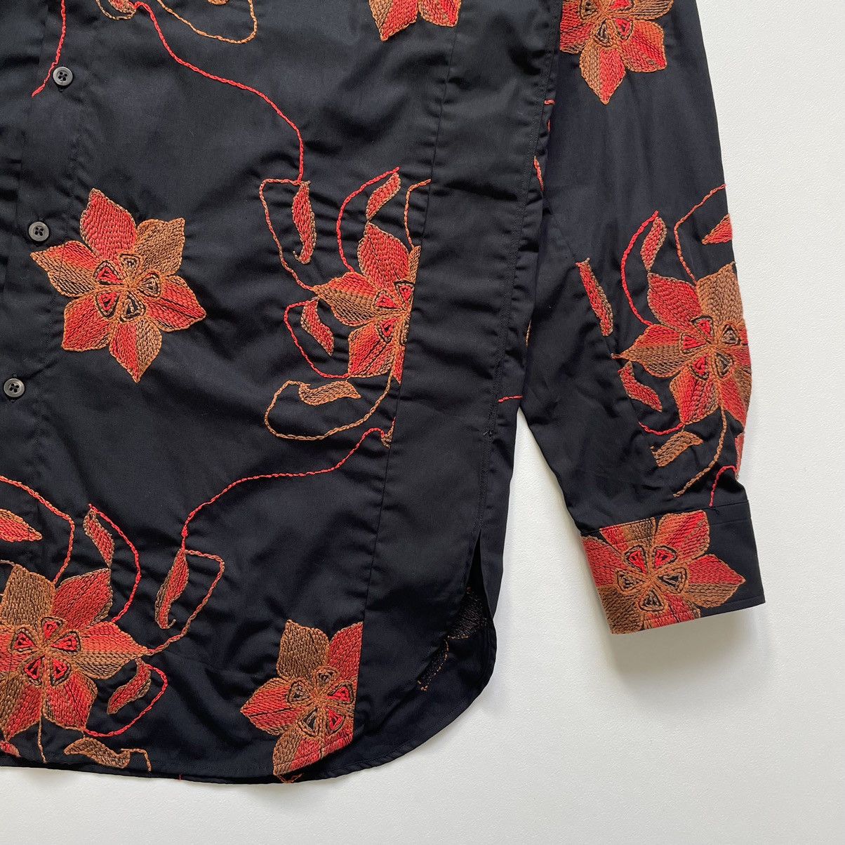 Dries Van Noten A/W 17 ‘Flower Embroidered’ Black Shirt Size US M / EU 48-50 / 2 - 12 Thumbnail