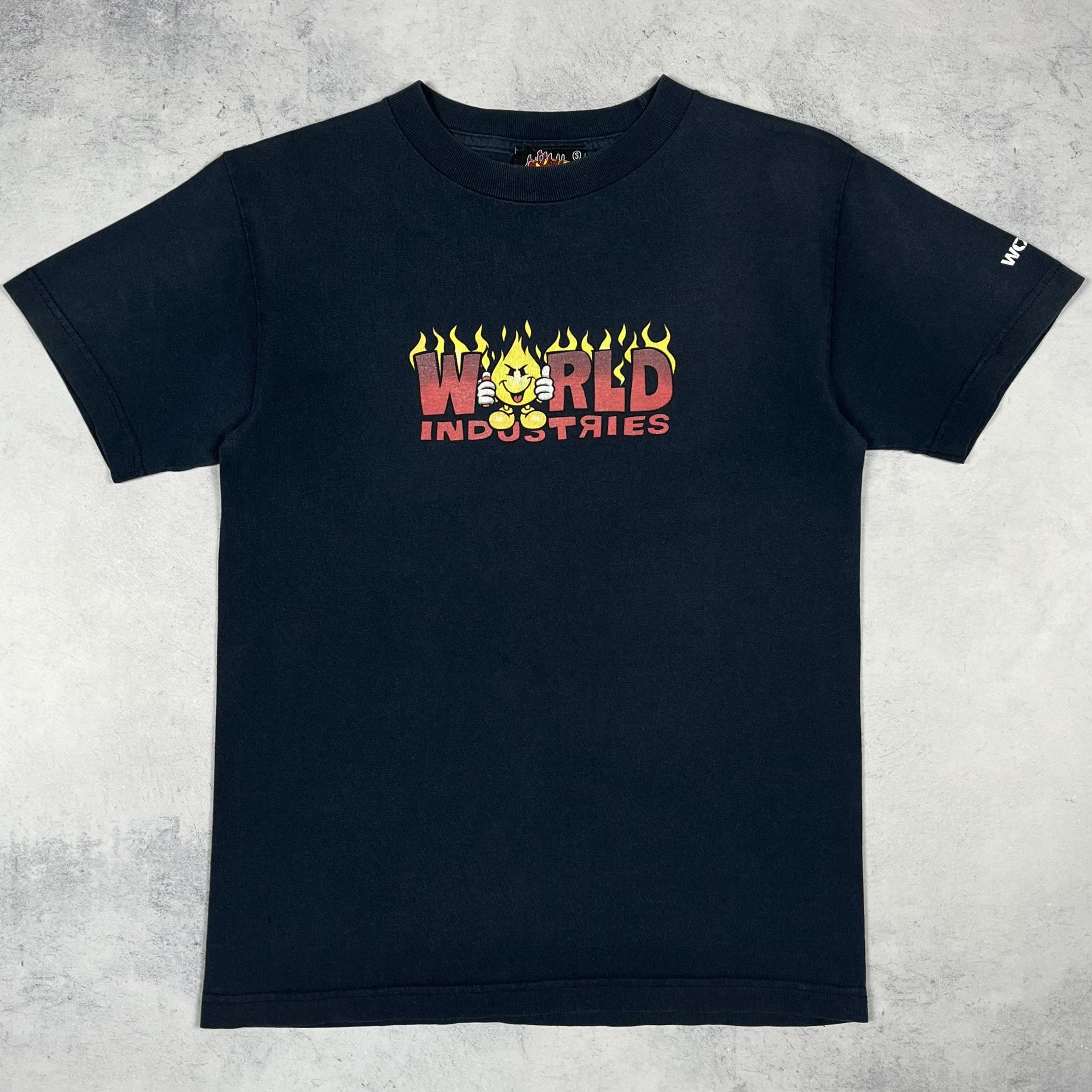 World Industries Vintage World Industries Flameboy Big Logo T Shirt 90’s Size US S / EU 44-46 / 1 - 2 Thumbnail