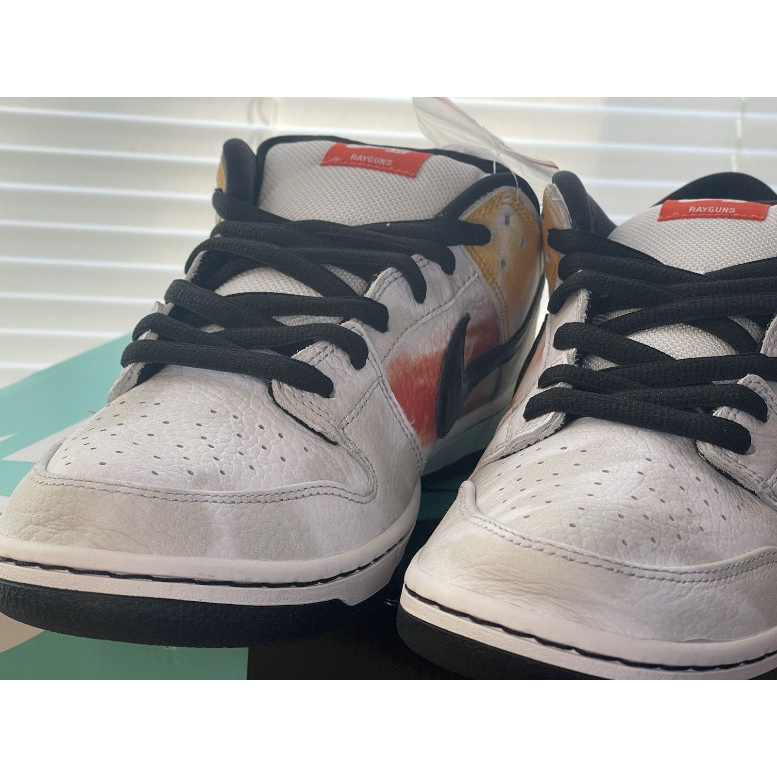 Nike 11.5M Nike SB Dunk Low Tie-Dye Raygun Size US 11.5 / EU 44-45 - 7 Thumbnail