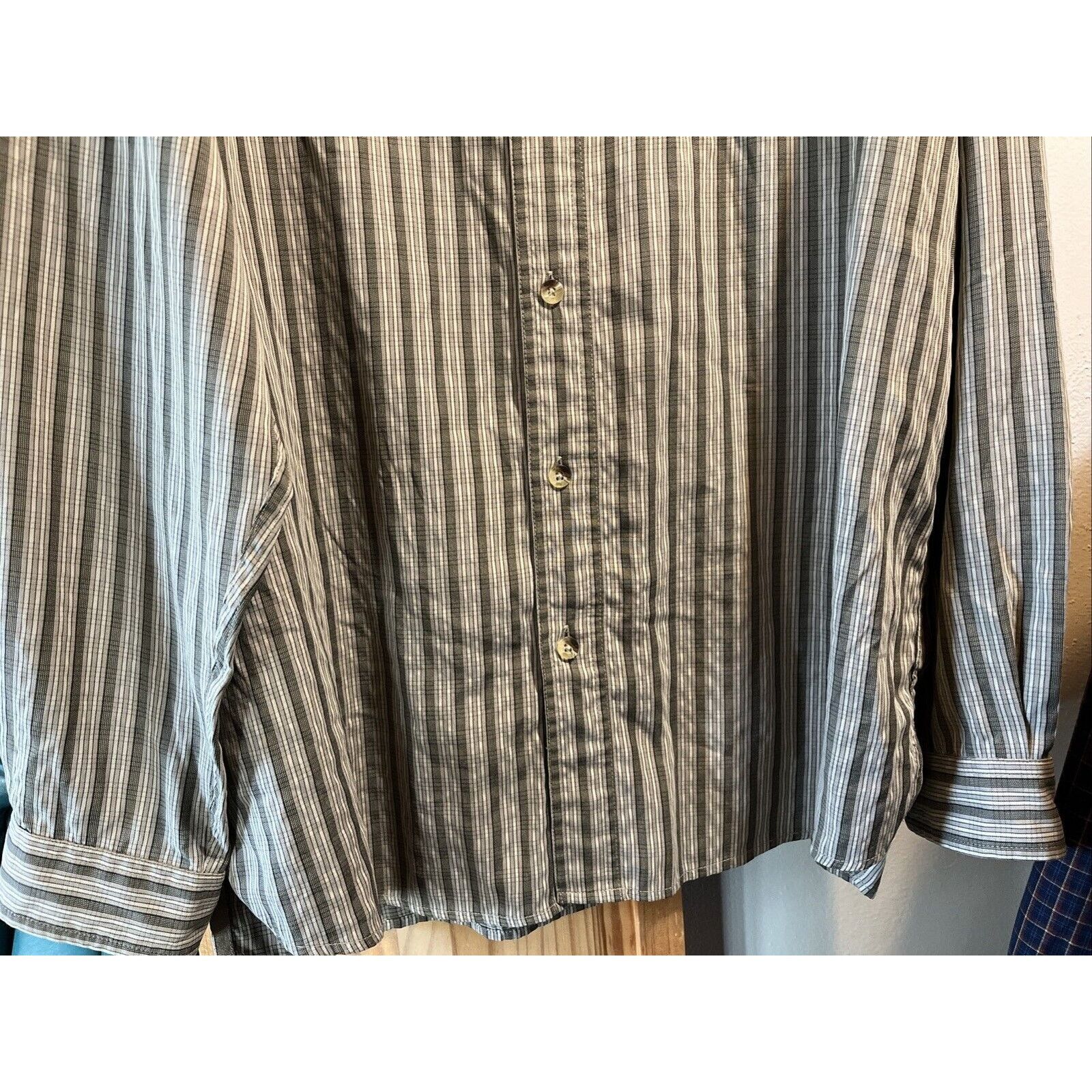 The North Face The North Face Men’s Shirt Large Gray Striped Button Down LS Size US L / EU 52-54 / 3 - 6 Thumbnail
