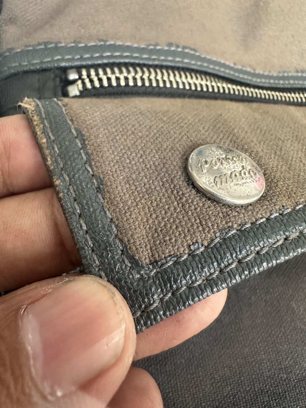 Porter 🔥🔥🔥Vintage Distressed Canvas Porter International Sling Bag Size ONE SIZE - 4 Thumbnail