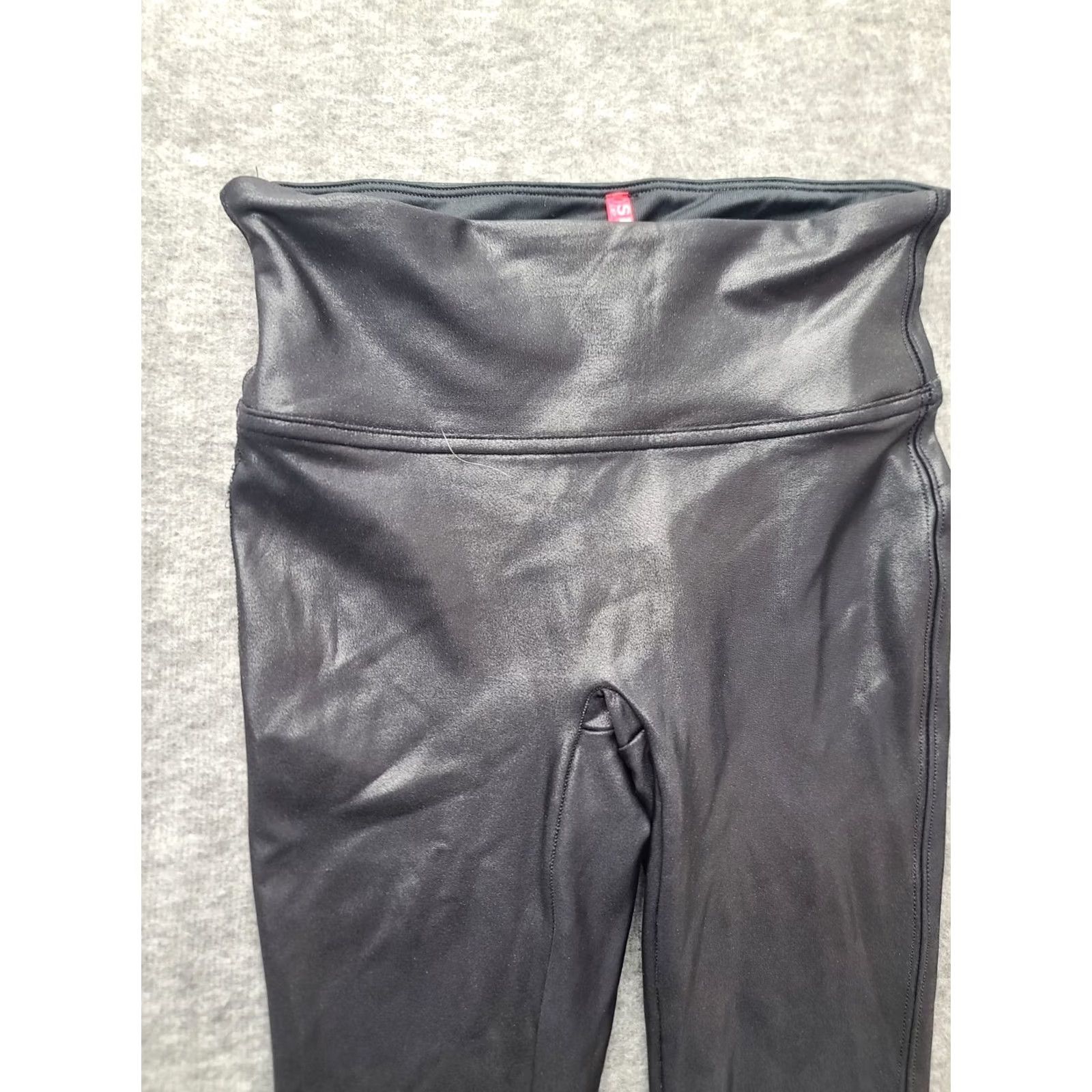 Spanx Spanx Moto Leggings Womens XS Slim Fit Tapered Leg High Rise Faux Leather Black Pant Leggings Slimming Shaping Stretch Ankle 27in Inseam Size 26" / US 2 / IT 38 - 7 Thumbnail