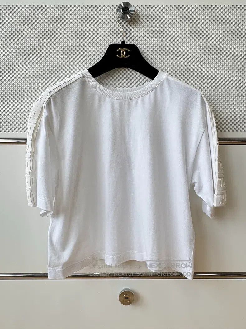 Fendi Fendi Logo White Crew Neck Short Sleeve T-Shirt Size XS / US 0-2 / IT 36-38 - 3 Thumbnail