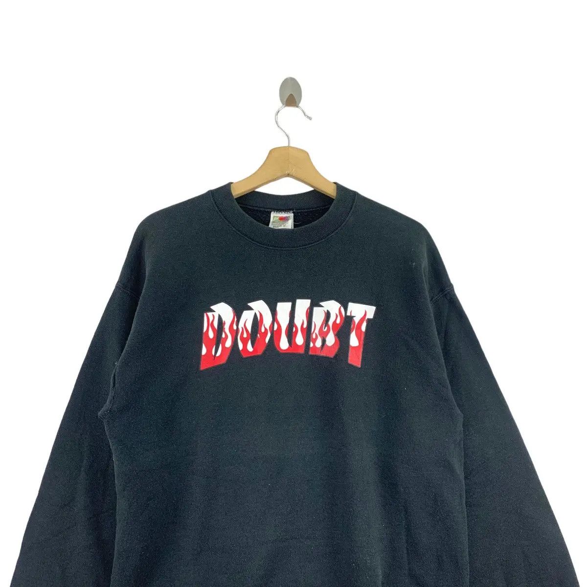 Vintage Vintage DOUBT Skateboard Print Fruit Of The Loom Black Size US M / EU 48-50 / 2 - 5 Thumbnail